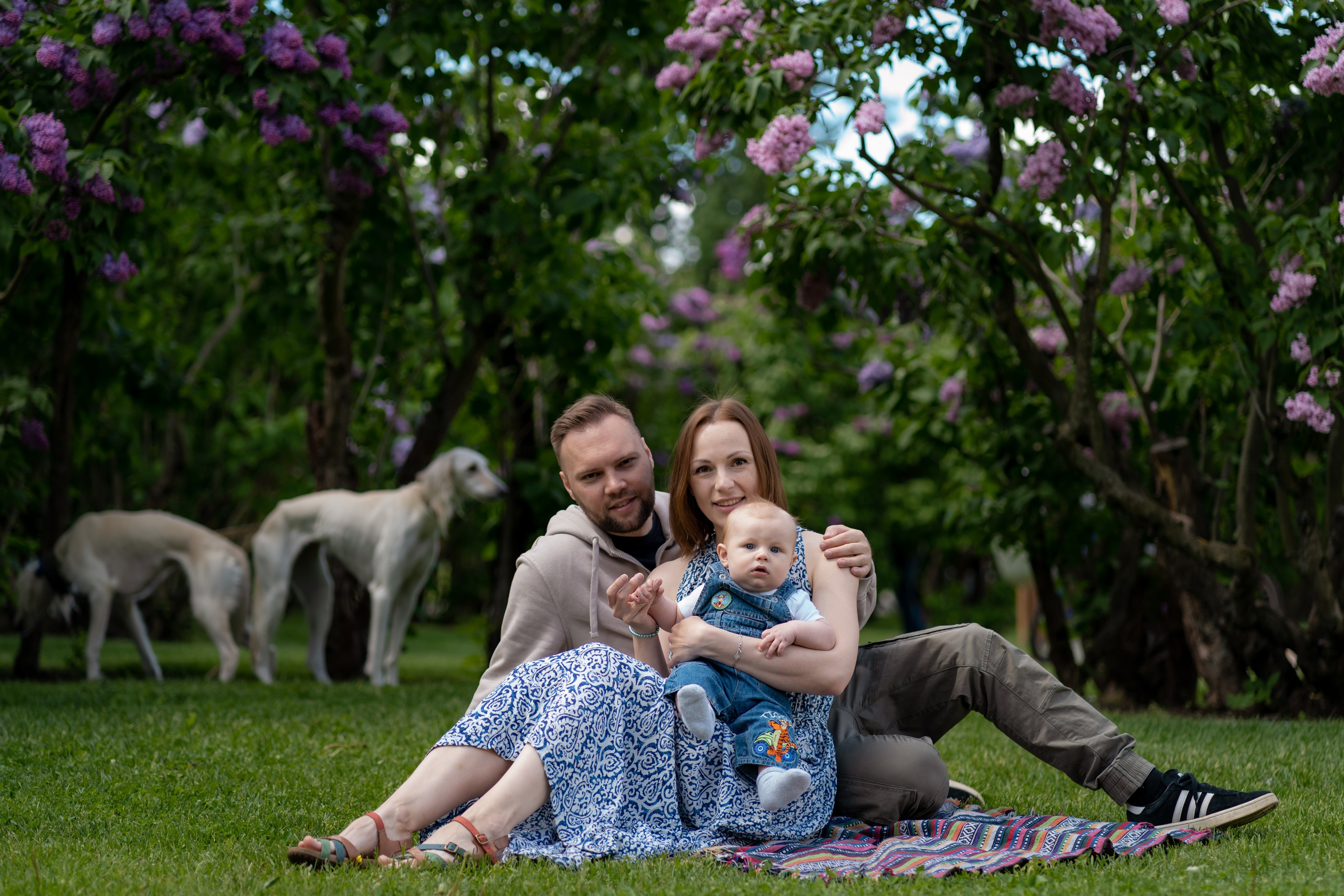Софья с семьёй на ВДНХ. Семейный фотограф Варвара Сорока в городе Москве