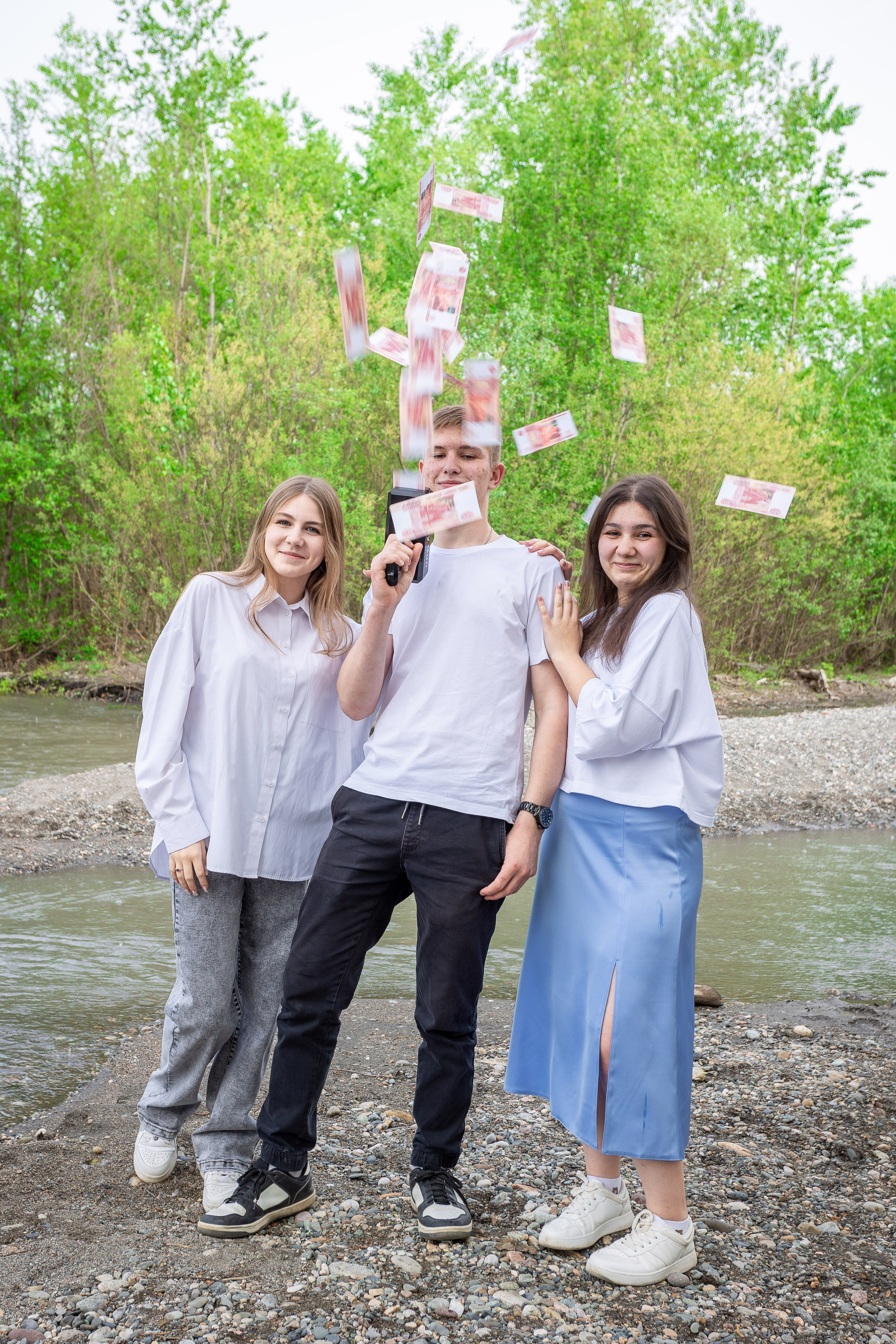 Уличная фотосессия на выпускной альбом. Выпускные альбомы Майкоп, Краснодар Елена Золотарева