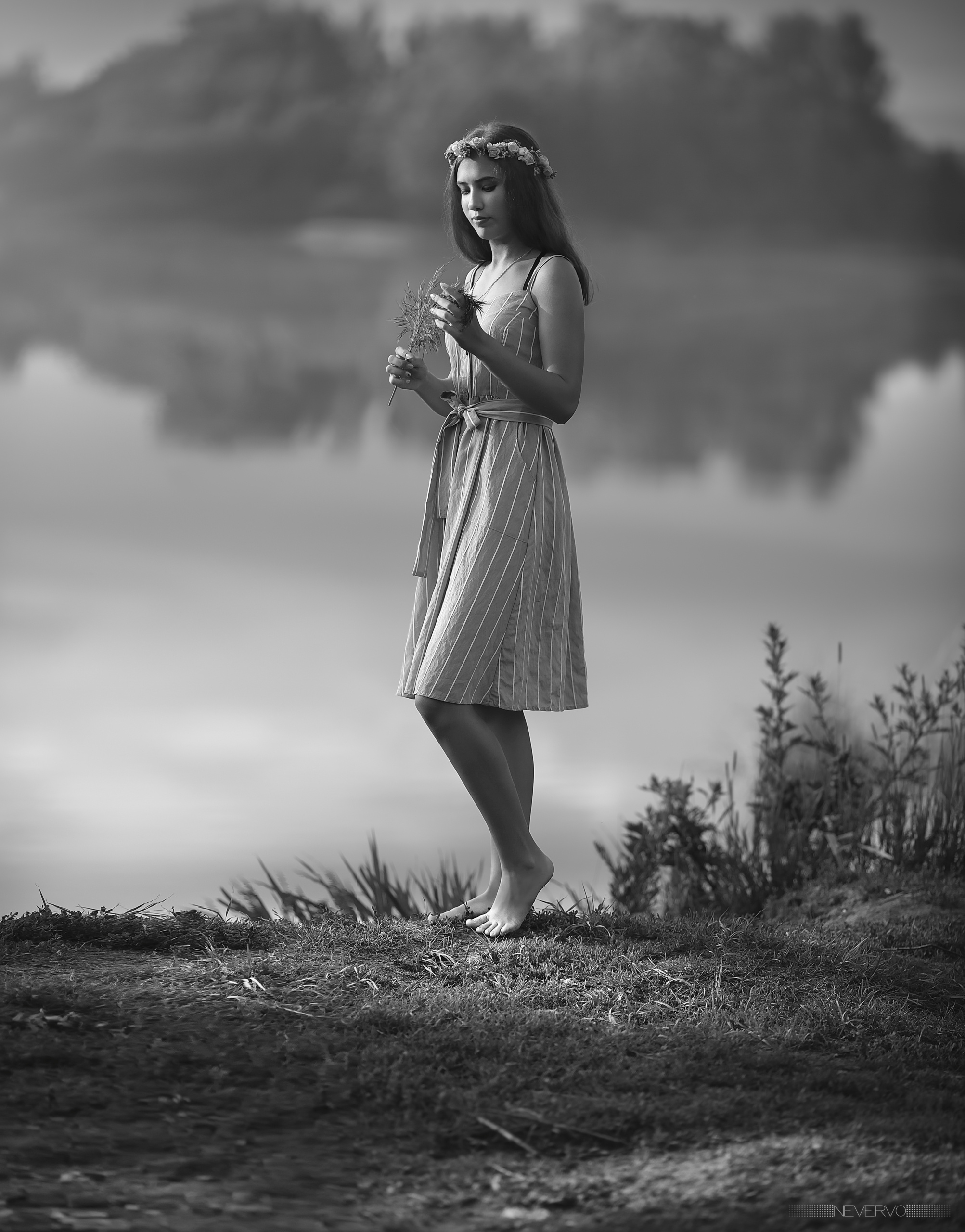 Черно-белая фотосъемка. B&W съемка в Москве. ЧБ фотограф Олег Голишник. Арт-фотограф Олег Голишников. Творческая мастерская