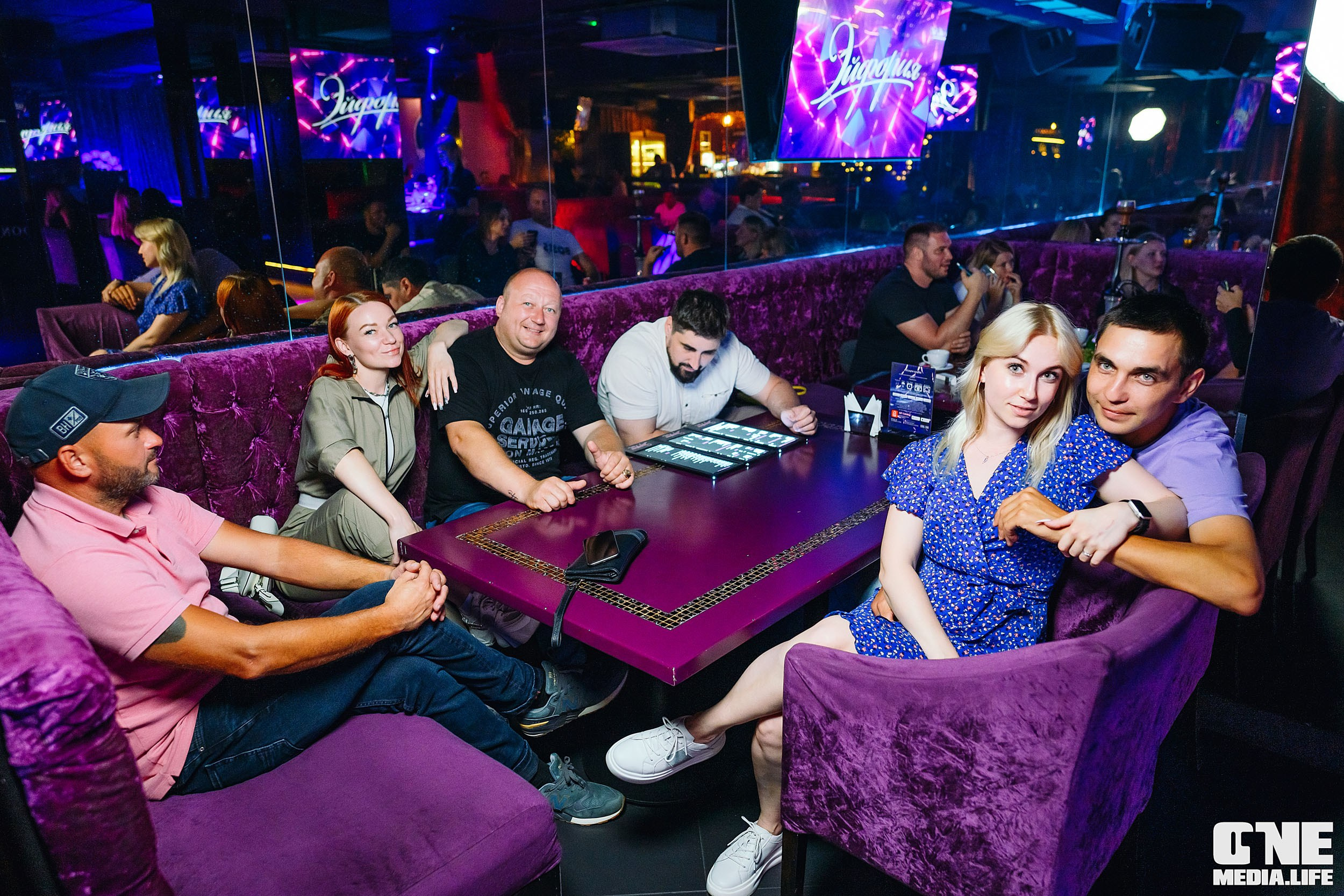 Фоторепортаж из караоке-клуба Эйфория. One Media Life: фоторепортажи, фотоотчеты с мероприятий и заведений