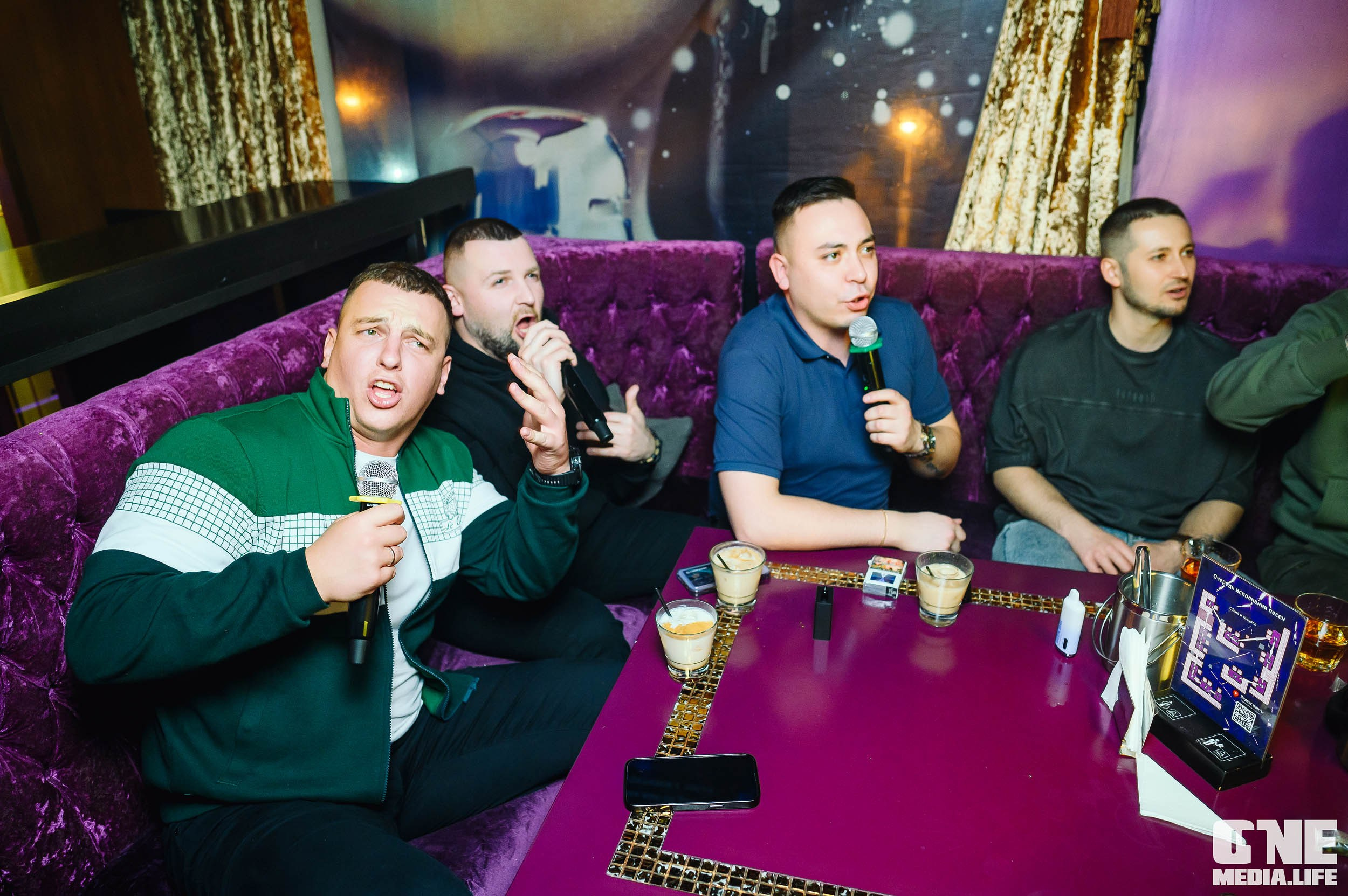 Фотоотчет из караоке-клуба Эйфория. One Media Life: фоторепортажи, фотоотчеты с мероприятий и заведений