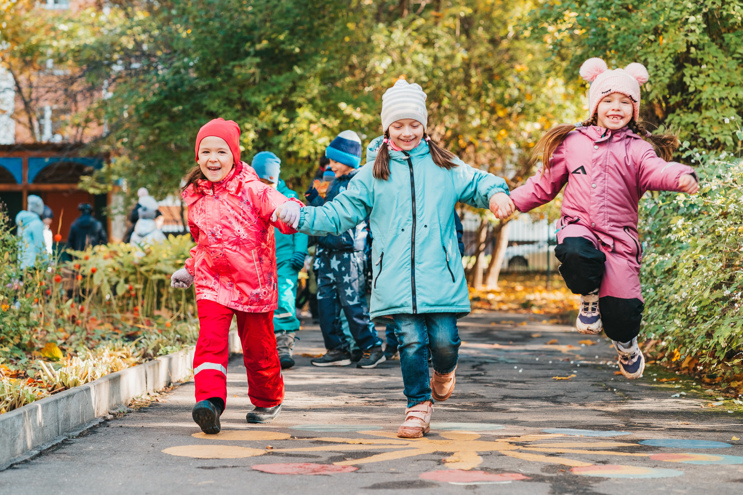 Сад1. Школьные альбомы и альбомы для детского сада. Юлия Осипова. Москва