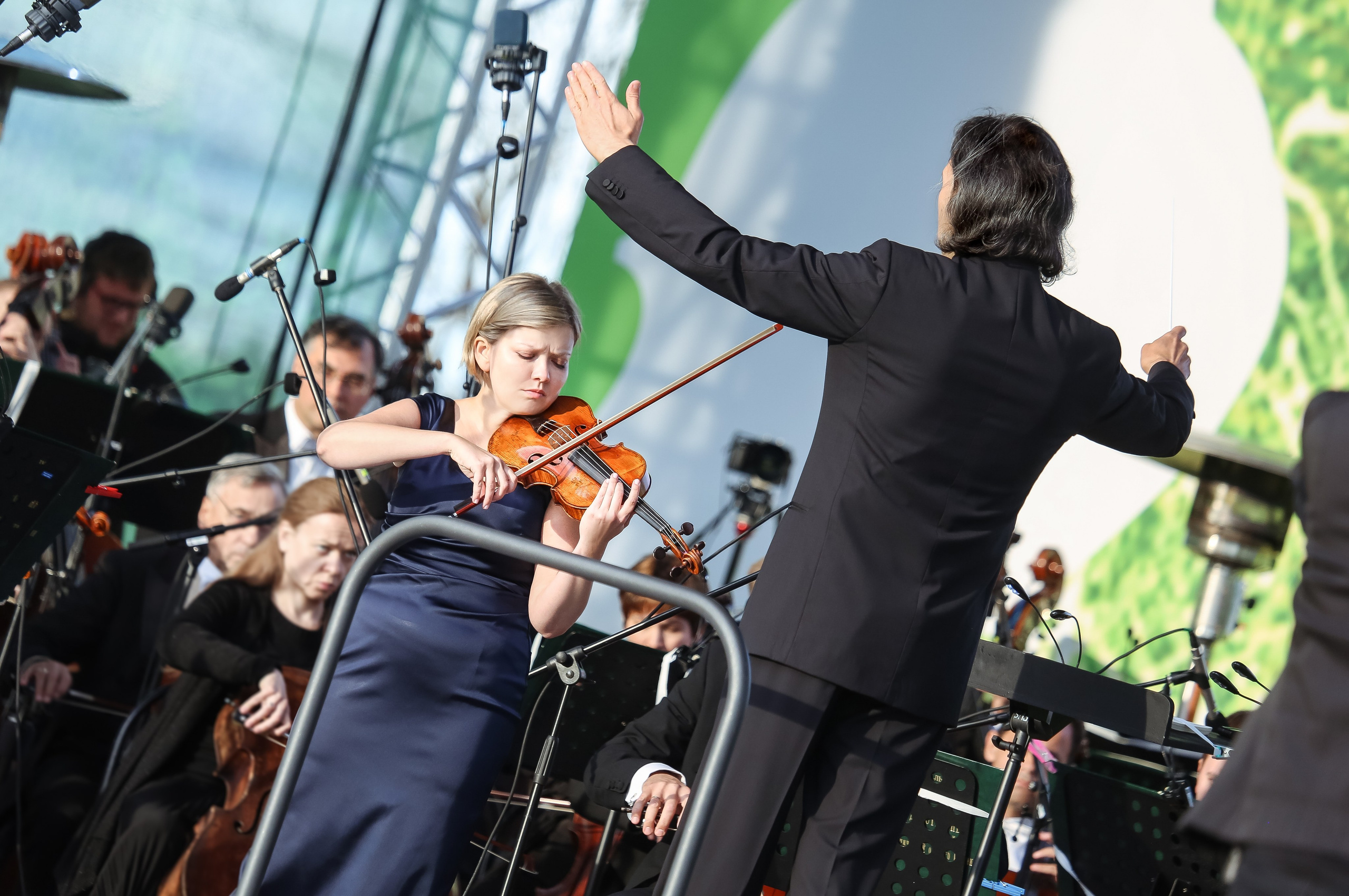 «Под небом голубым…»: второй фестивальный вечер в Новом Иерусалиме. Дарья Письменюк / Darya Leitstern — фотограф, музыкант, журналист, путешественник