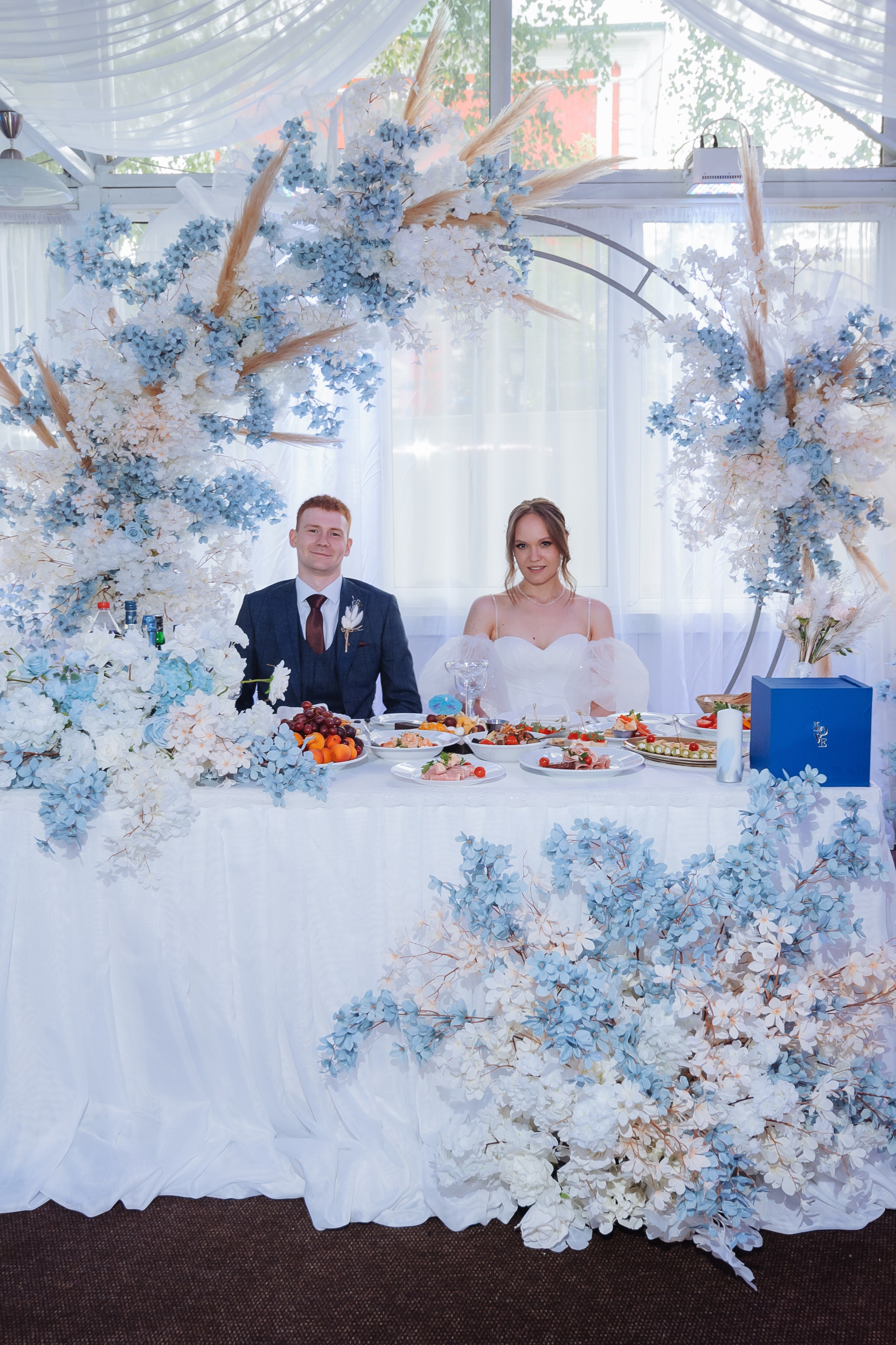 Свадебная съёмка для Ирины и Николая. Сборы в отеле. Свадебный и семейный фотограф г. Ярославль Савинская Анастасия