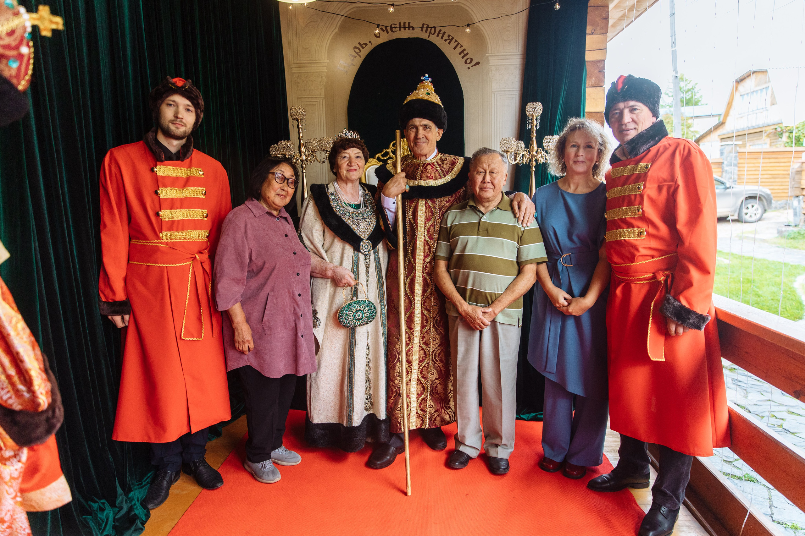 «Иван Васильевич меняет профессию» Юбилей. Свадебный и семейный фотограф в Улан-Удэ
