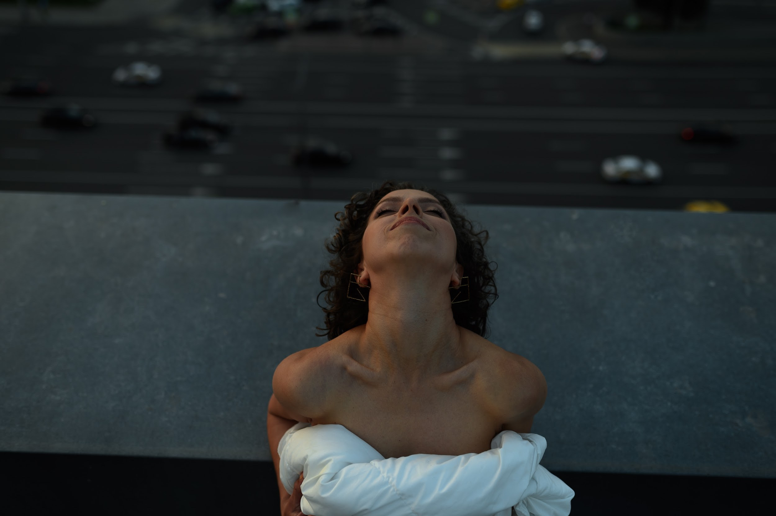 Оксана. Крыша. Фотограф Марина Росси