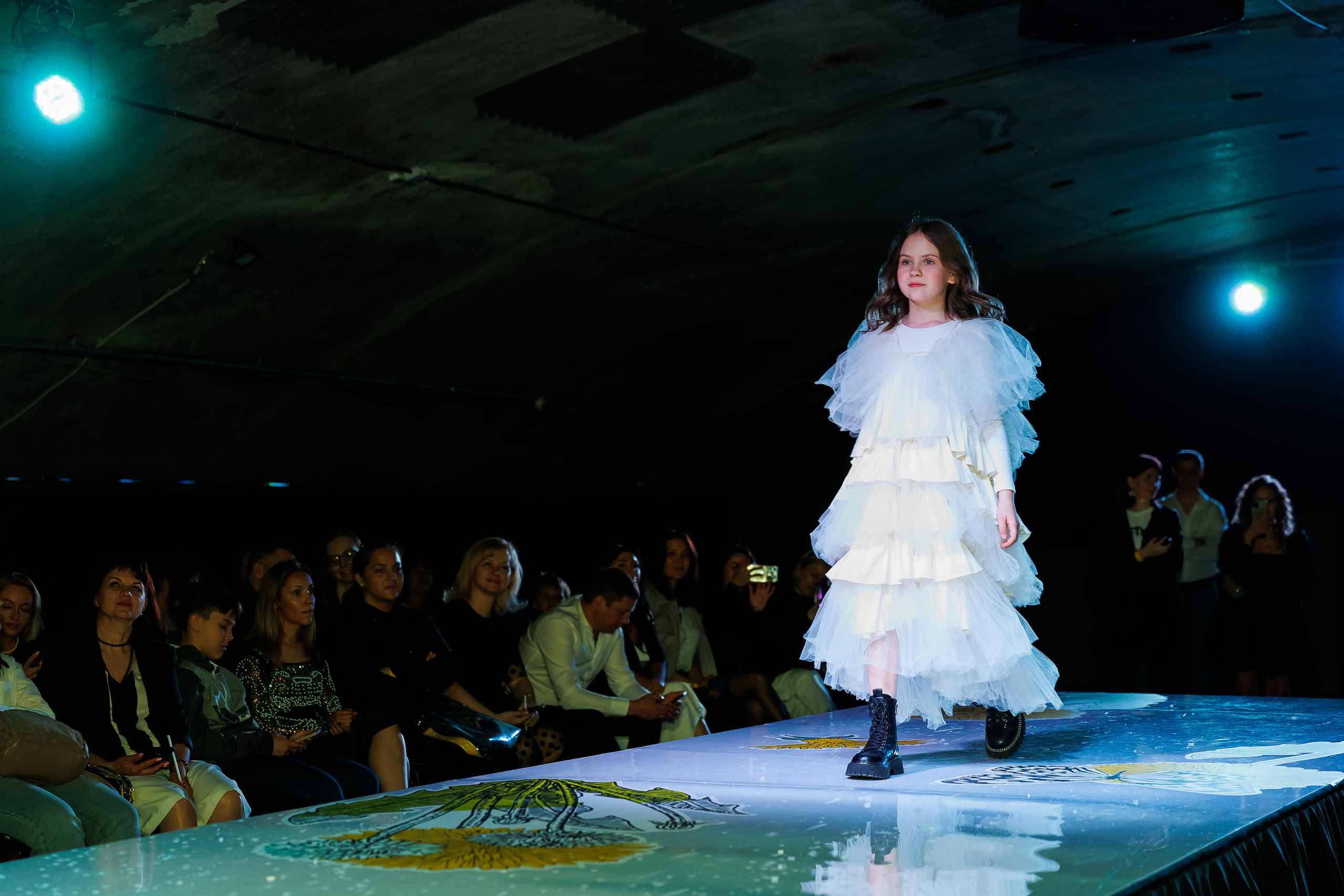 Показ Надежды Шибиной от журнала «Жираf». Фотограф Новосибирск — Наталья Гресь