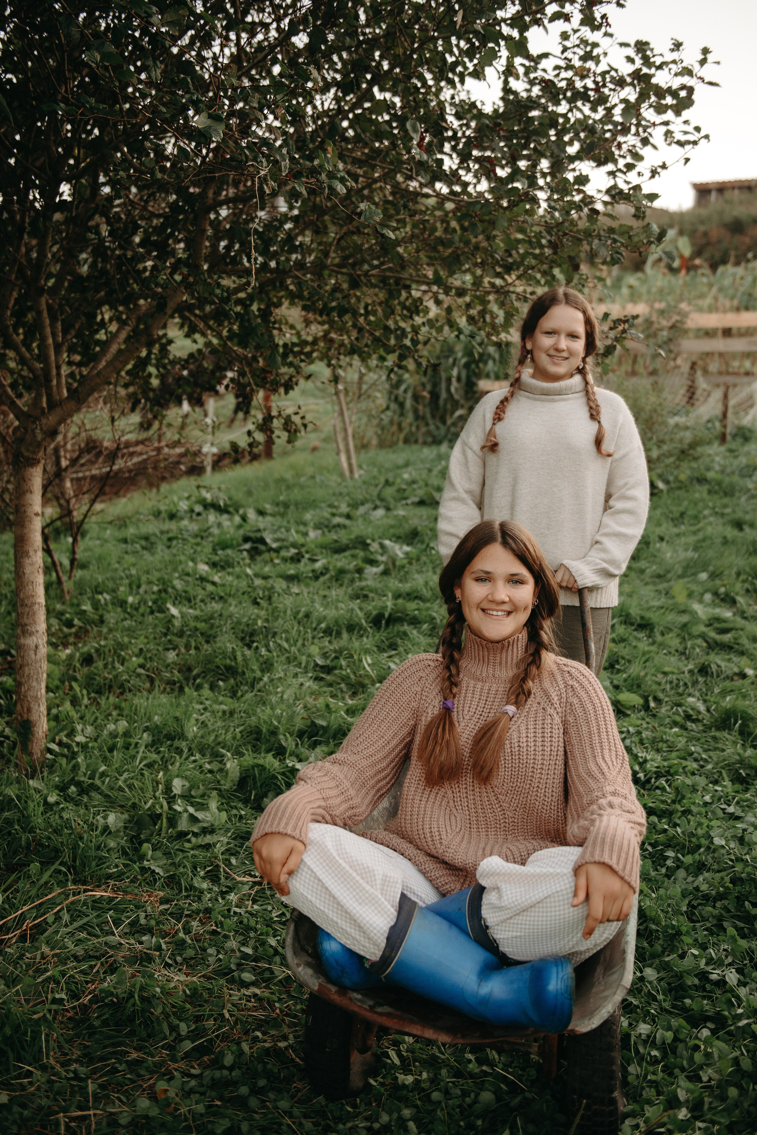 Друзья на даче. Ирина Метелица фотограф на Шикотане