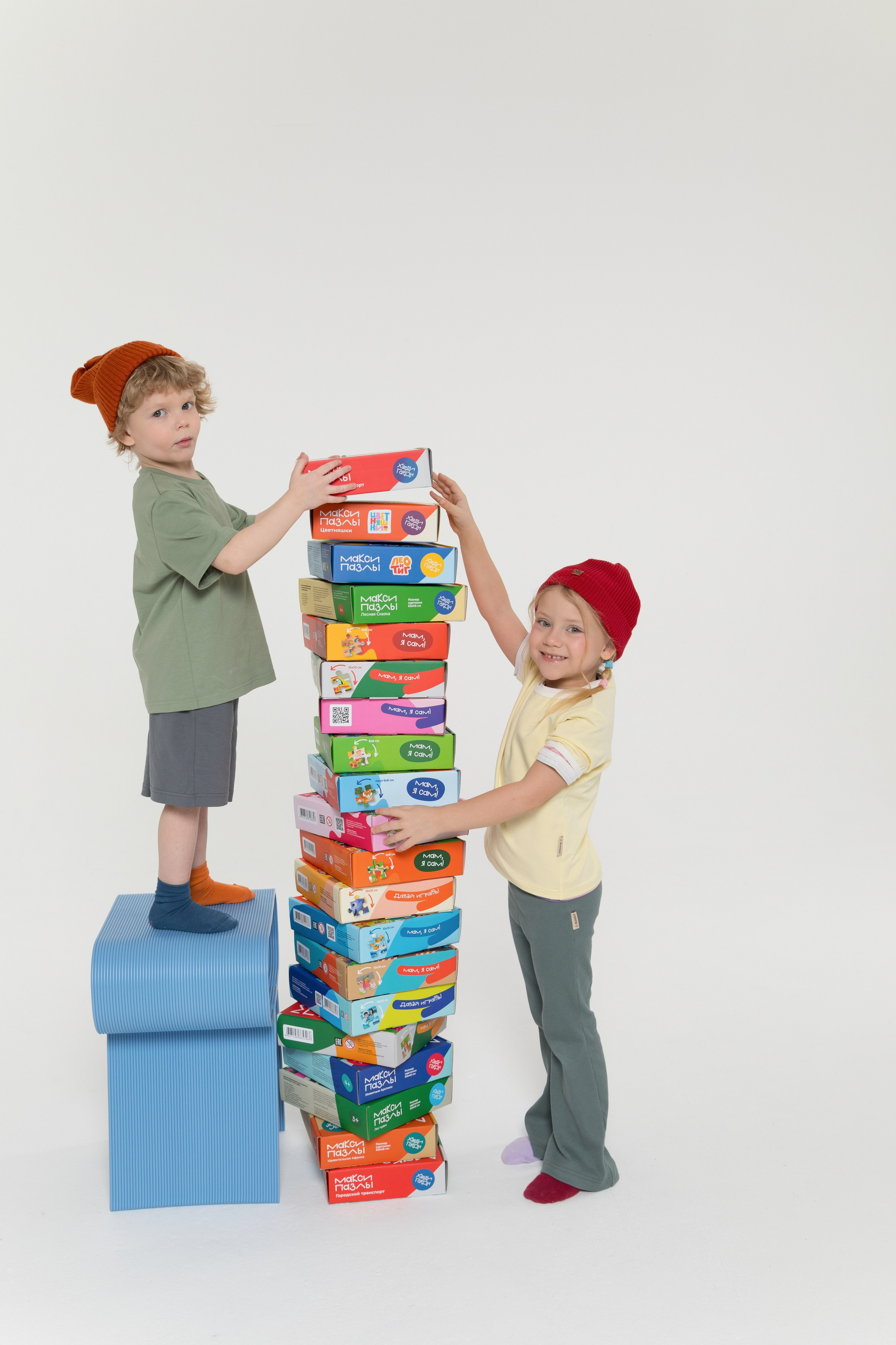 Имиджевая и каталожная съёмка для бренда детских пазлов. Детский и контент фотограф Надя Волкова Санкт-Петербург