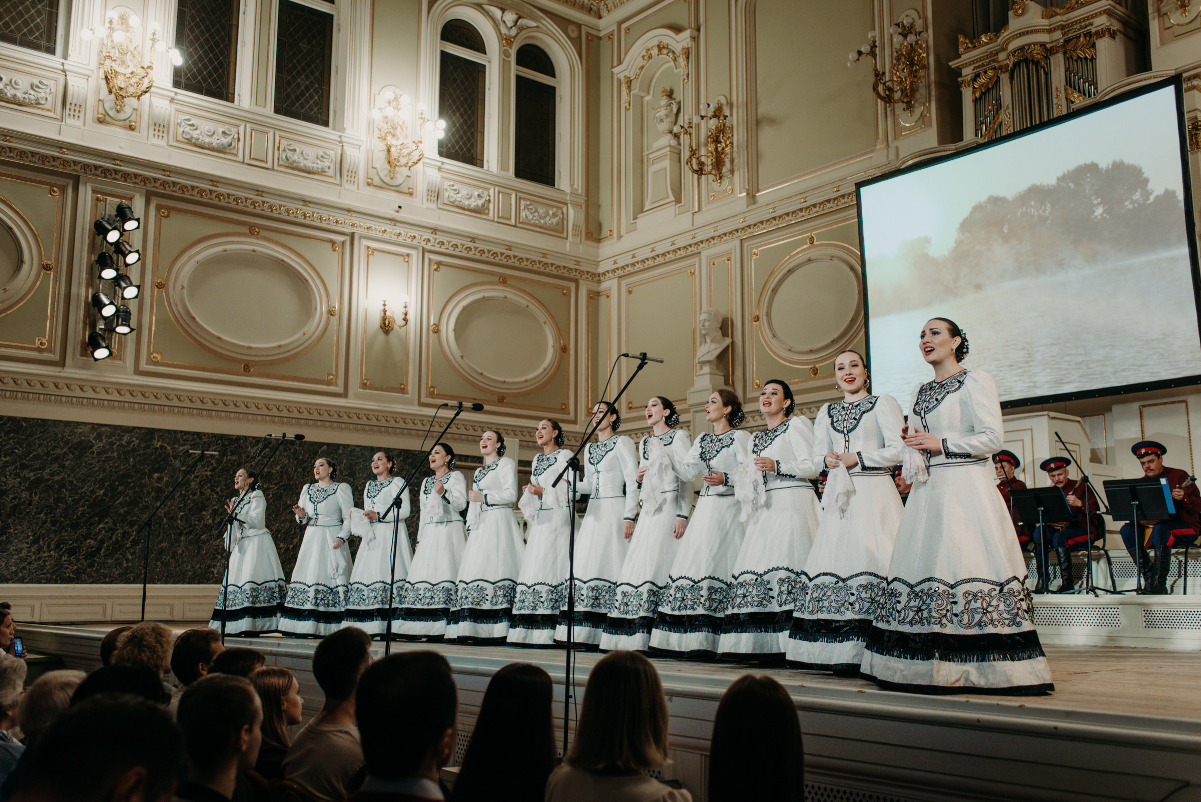 концерт Государственного академического ансамбля песни и пляски Донских казаков им. А. Квасова в Государственной академической капелле, фотограф на концерт, фотограф на мероприятие, контент фотограф
