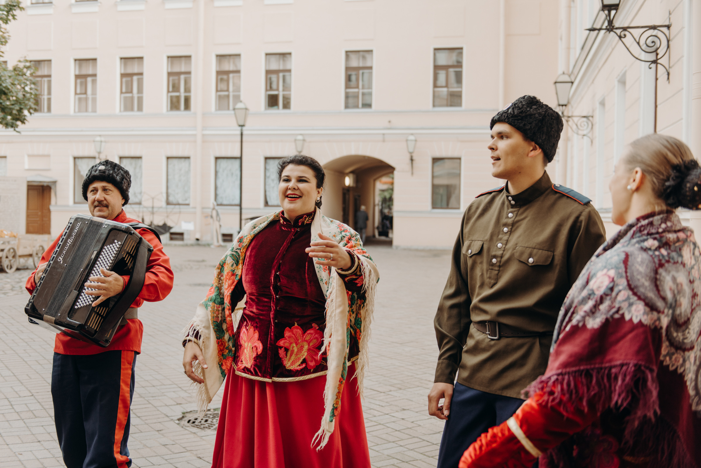 открытие выставки музеев, ремёсел и промыслов Дона в СПб, фотограф на мероприятие в СПб, контент фотограф, фотограф на выставку