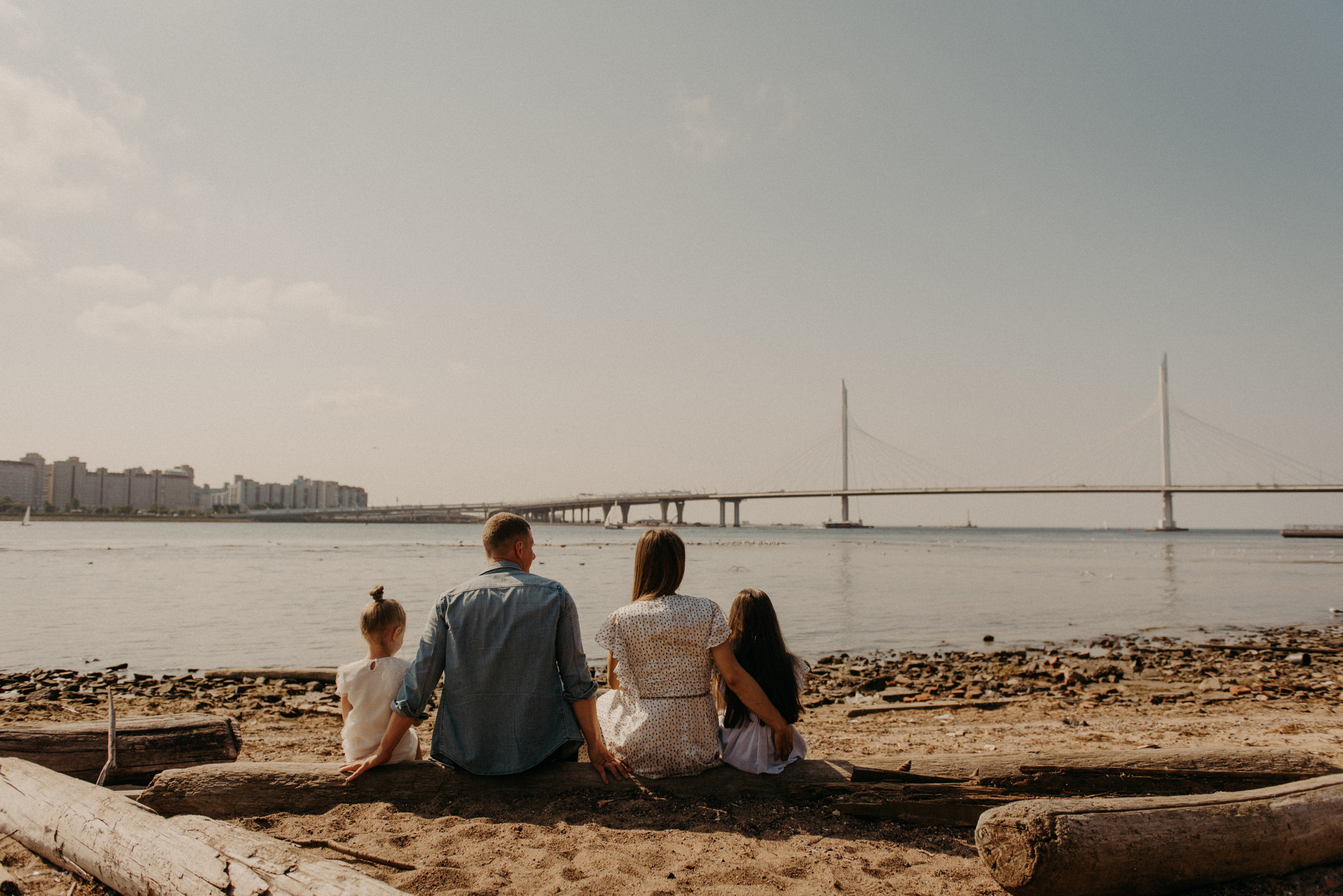 летняя семейная фотосессия на Крестовском острове, семейный фотограф в СПб