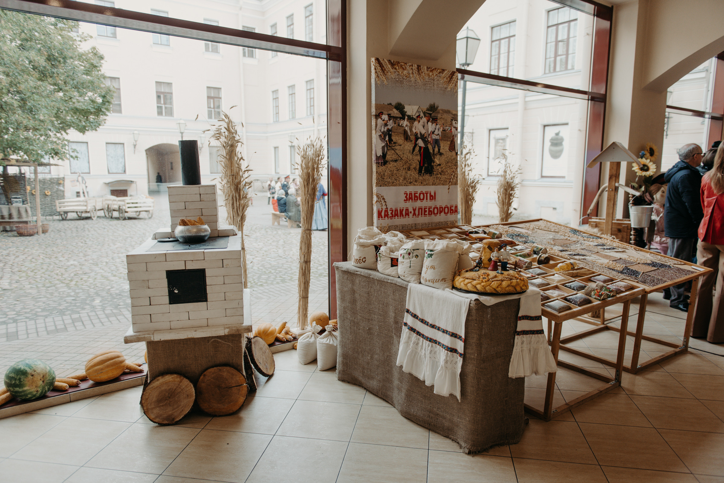 открытие выставки музеев, ремёсел и промыслов Дона в СПб, фотограф на мероприятие в СПб, контент фотограф, фотограф на выставку