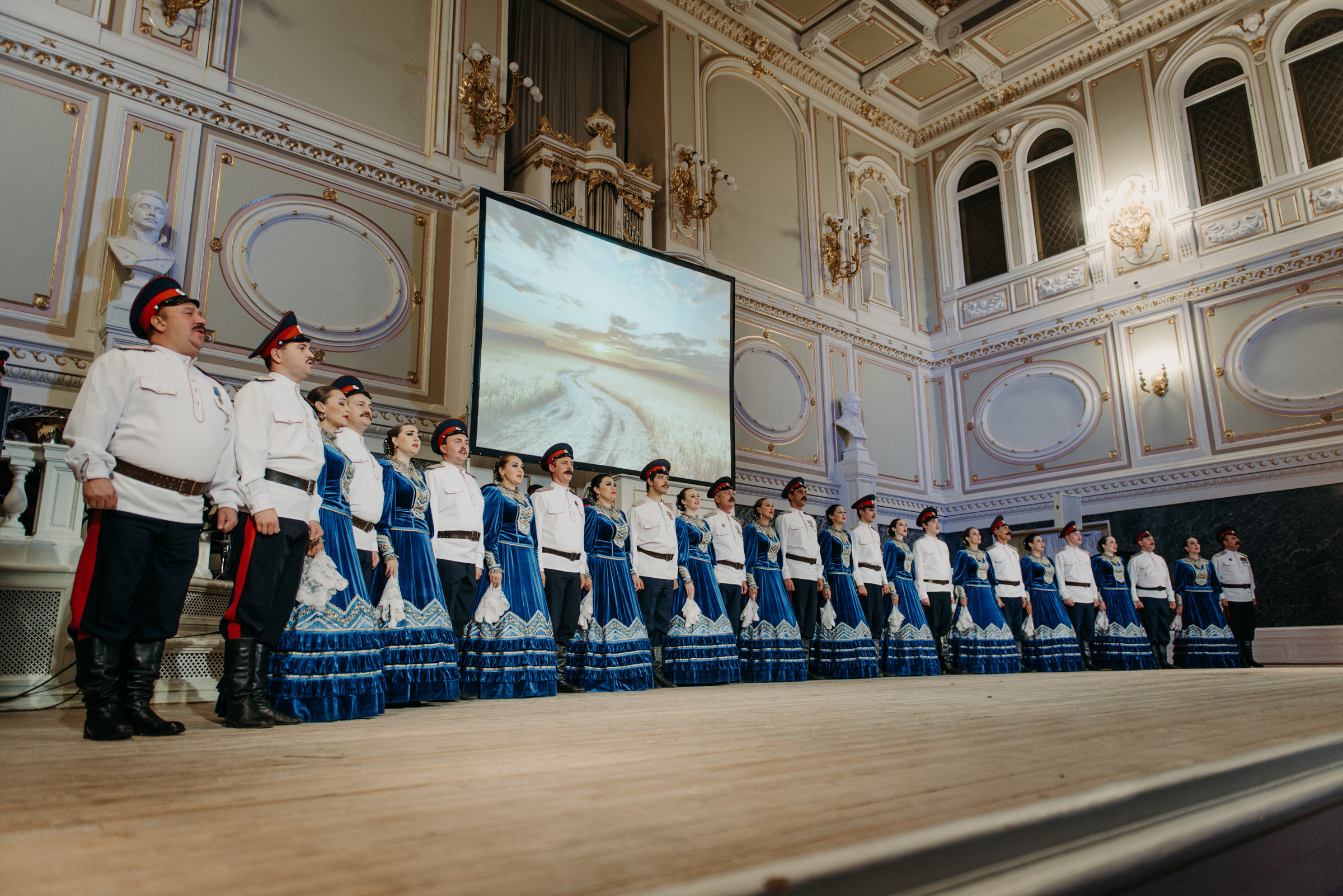 концерт Государственного академического ансамбля песни и пляски Донских казаков им. А. Квасова в Государственной академической капелле, фотограф на концерт, фотограф на мероприятие, контент фотограф