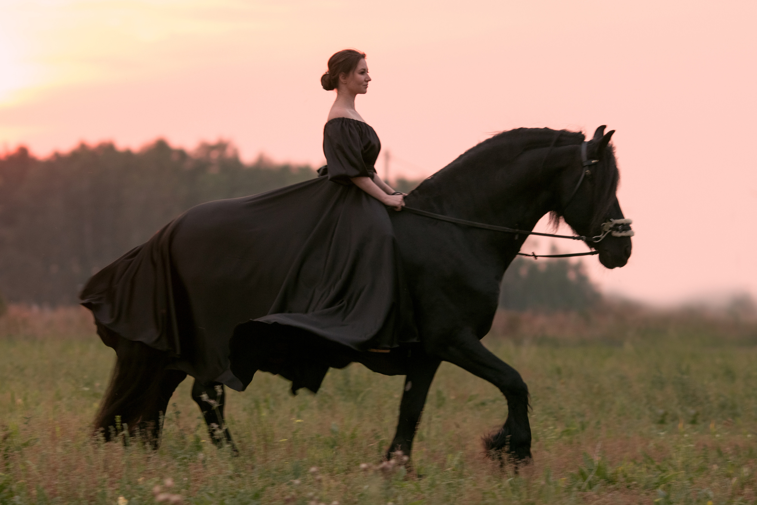 Фотосессия на закате с фризом