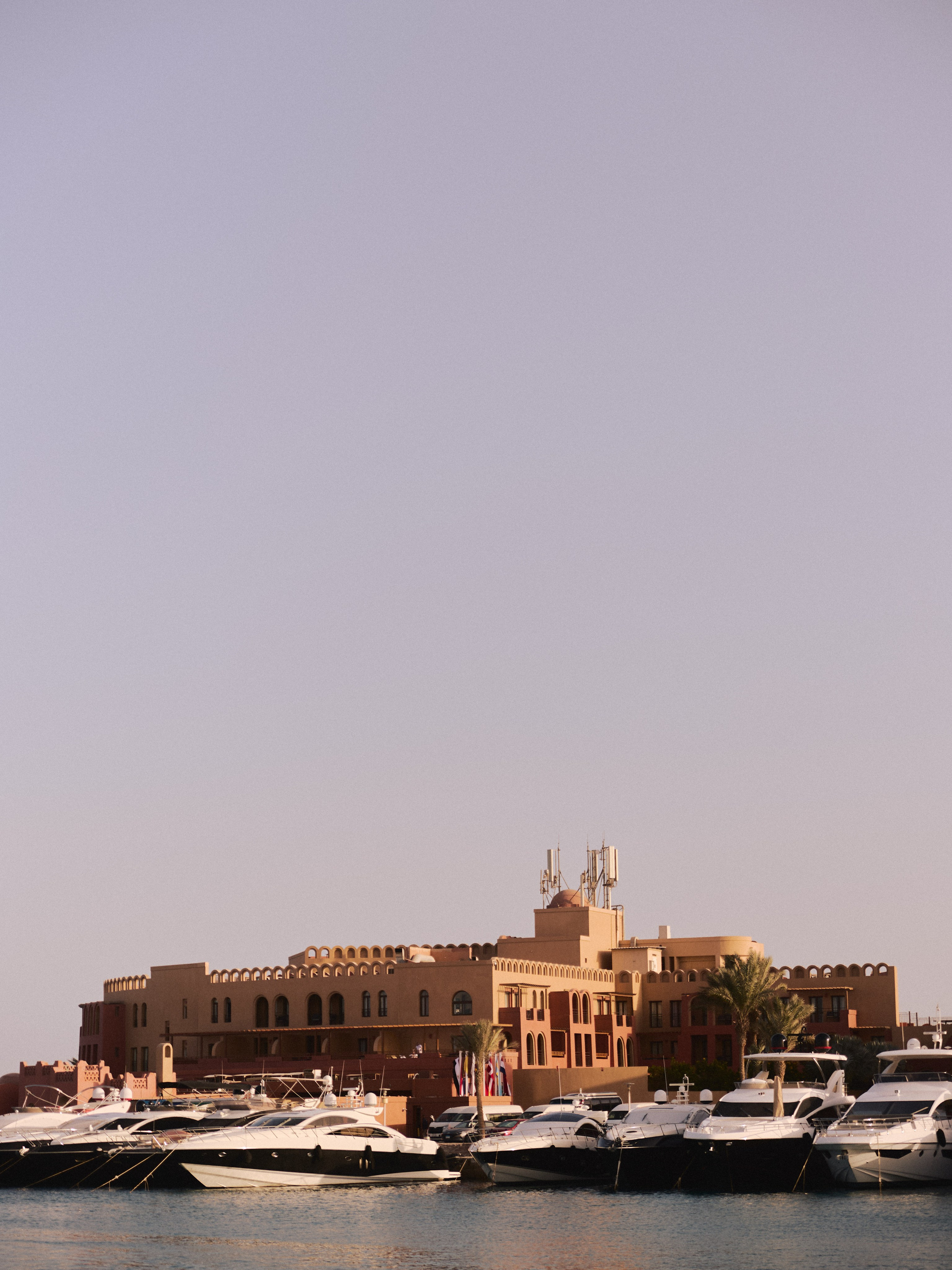 ¼. Jorgis Talè — photographer, kind person, teacher of arts and other mag