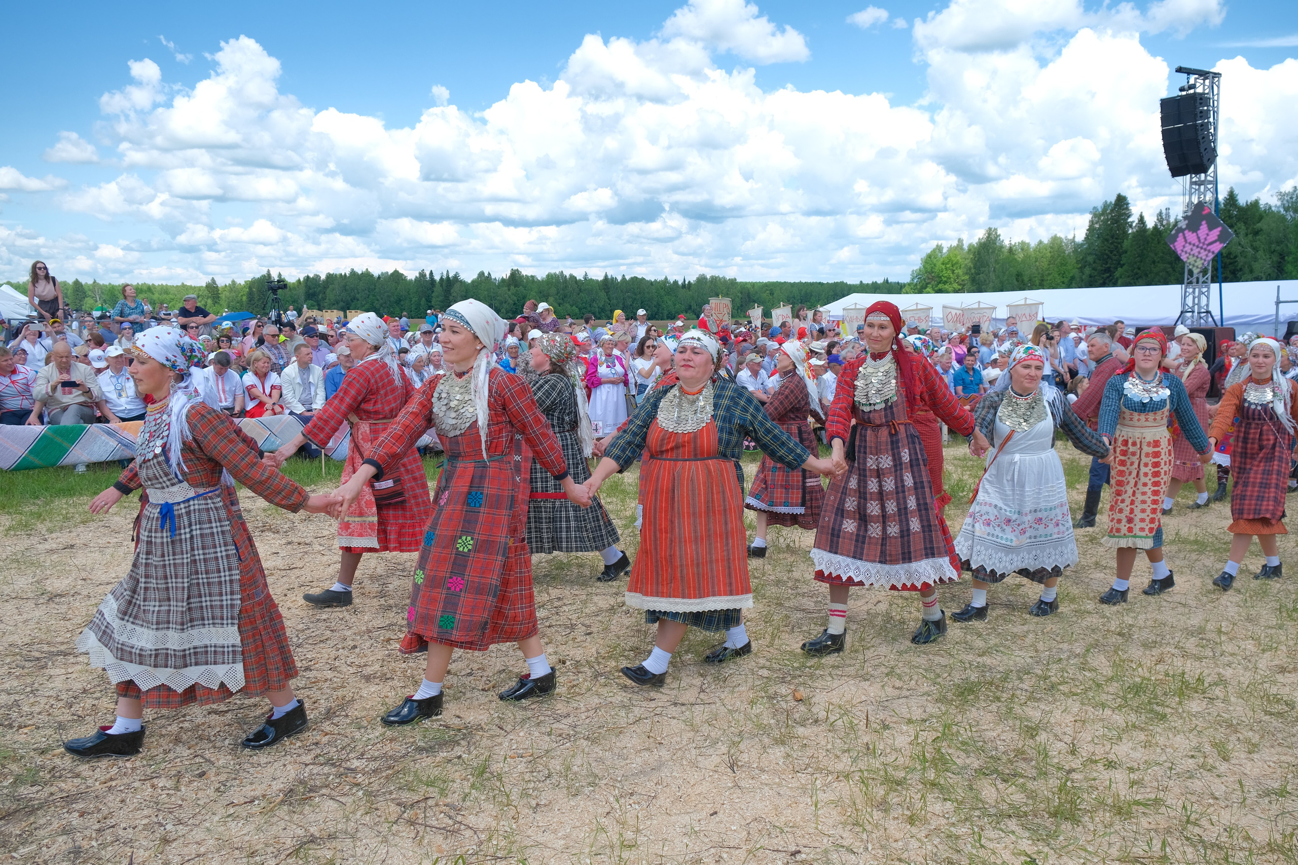 Удмуртский национальный праздник «Гербер». 2022. Максим Егоров, г. Ижевск. Репортажная, предметная съёмка и фуд-фотография