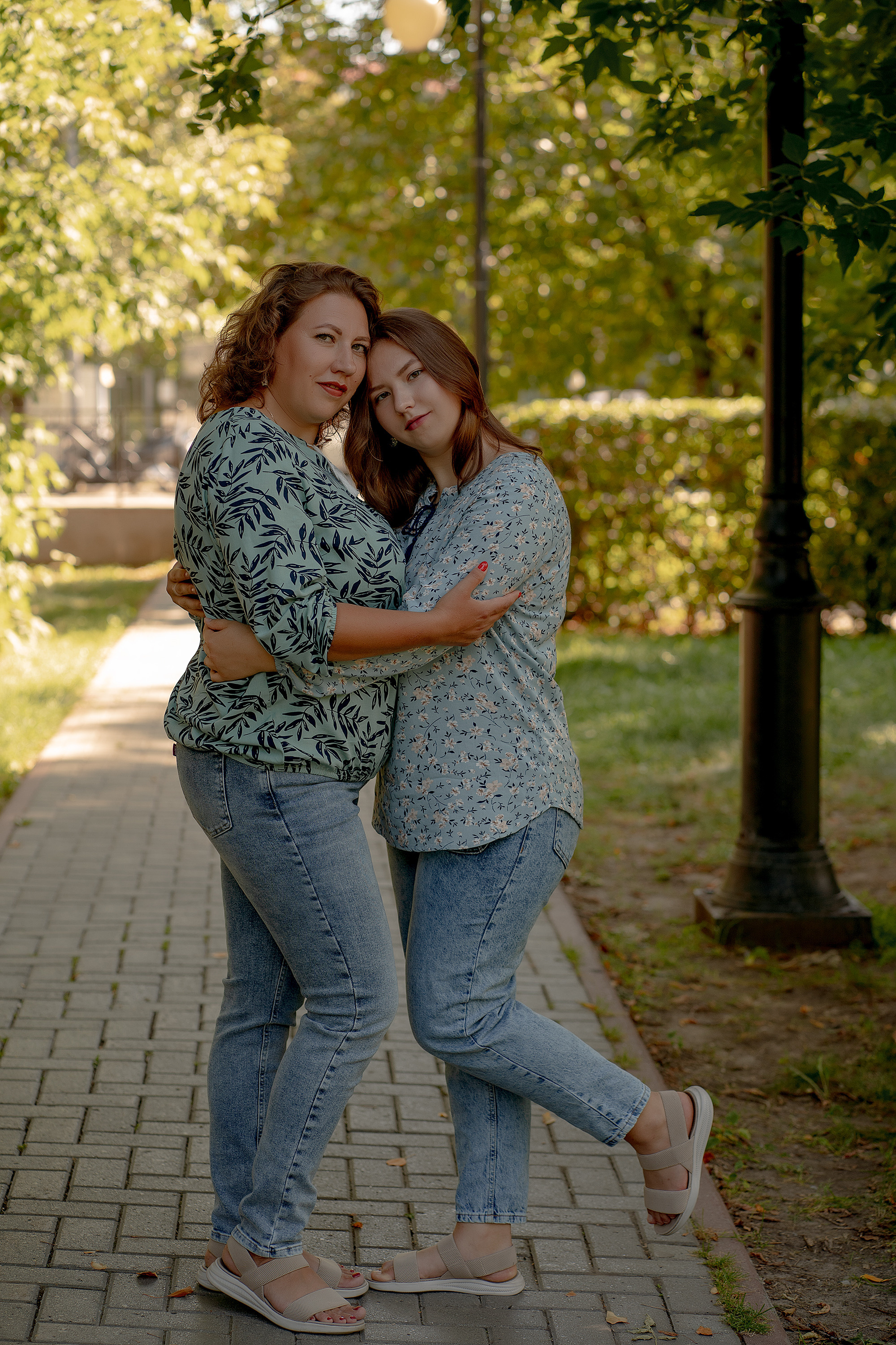 Фотопрогулка Ирина и Ксюша. Свадебный фотограф в Тюмени Юлия Панова