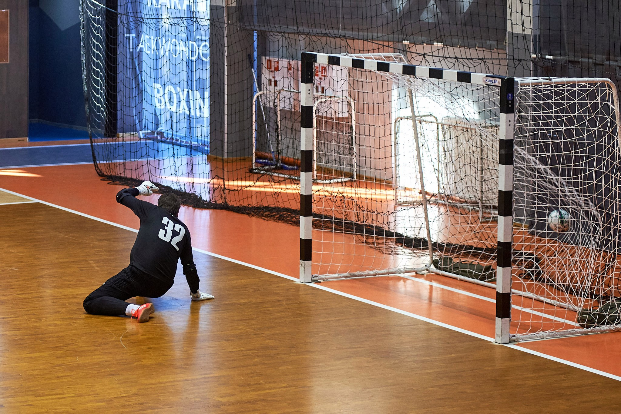 СБЕР и Правительство СПб товарищеский матч по мини-футболу. Иван Ступа, репортажный фотограф в Санкт-Петербурге и Ленинградской области