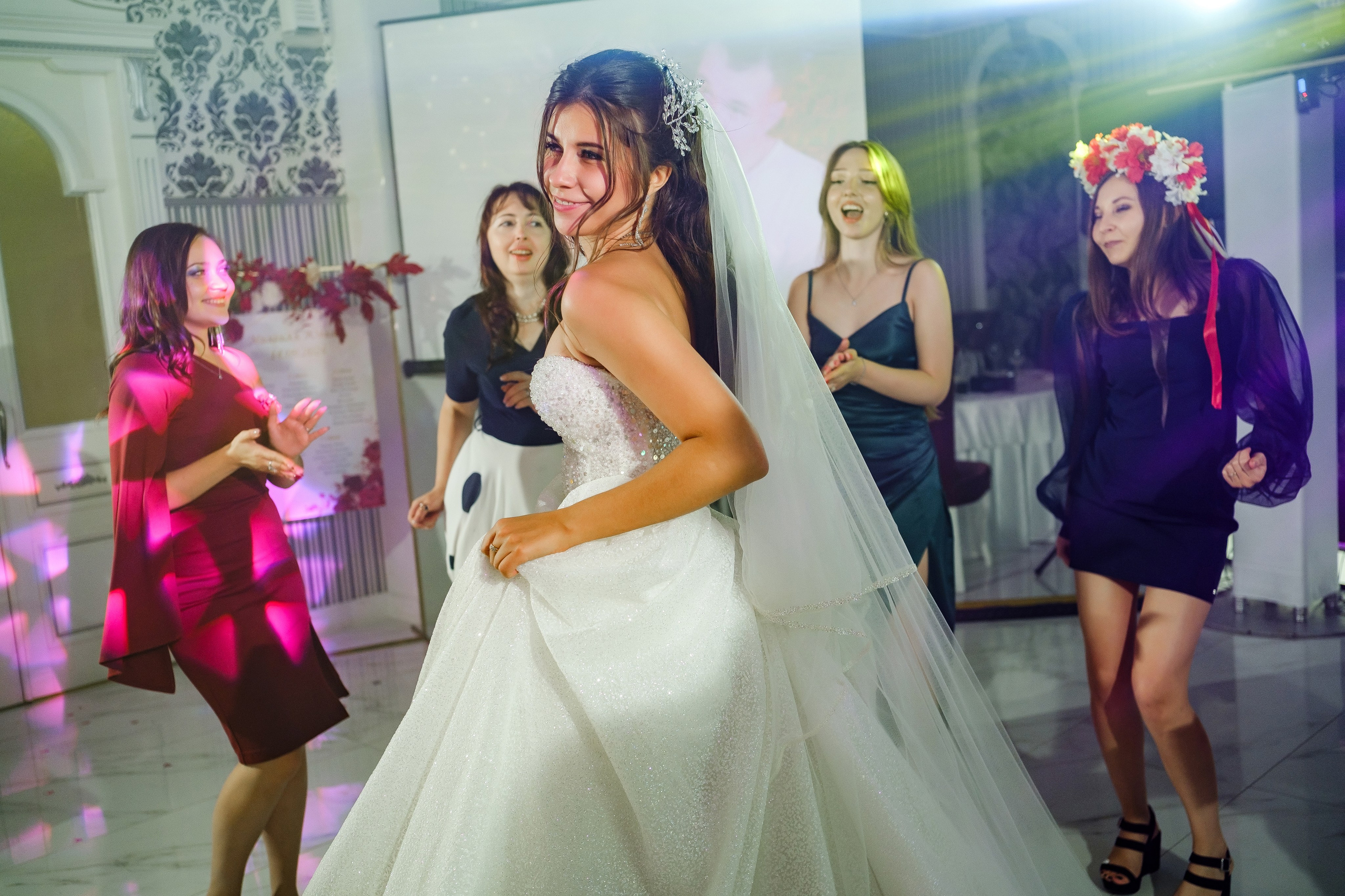 Михаил и Юлия. Свадебный фотограф | репортаж | праздники | крещение