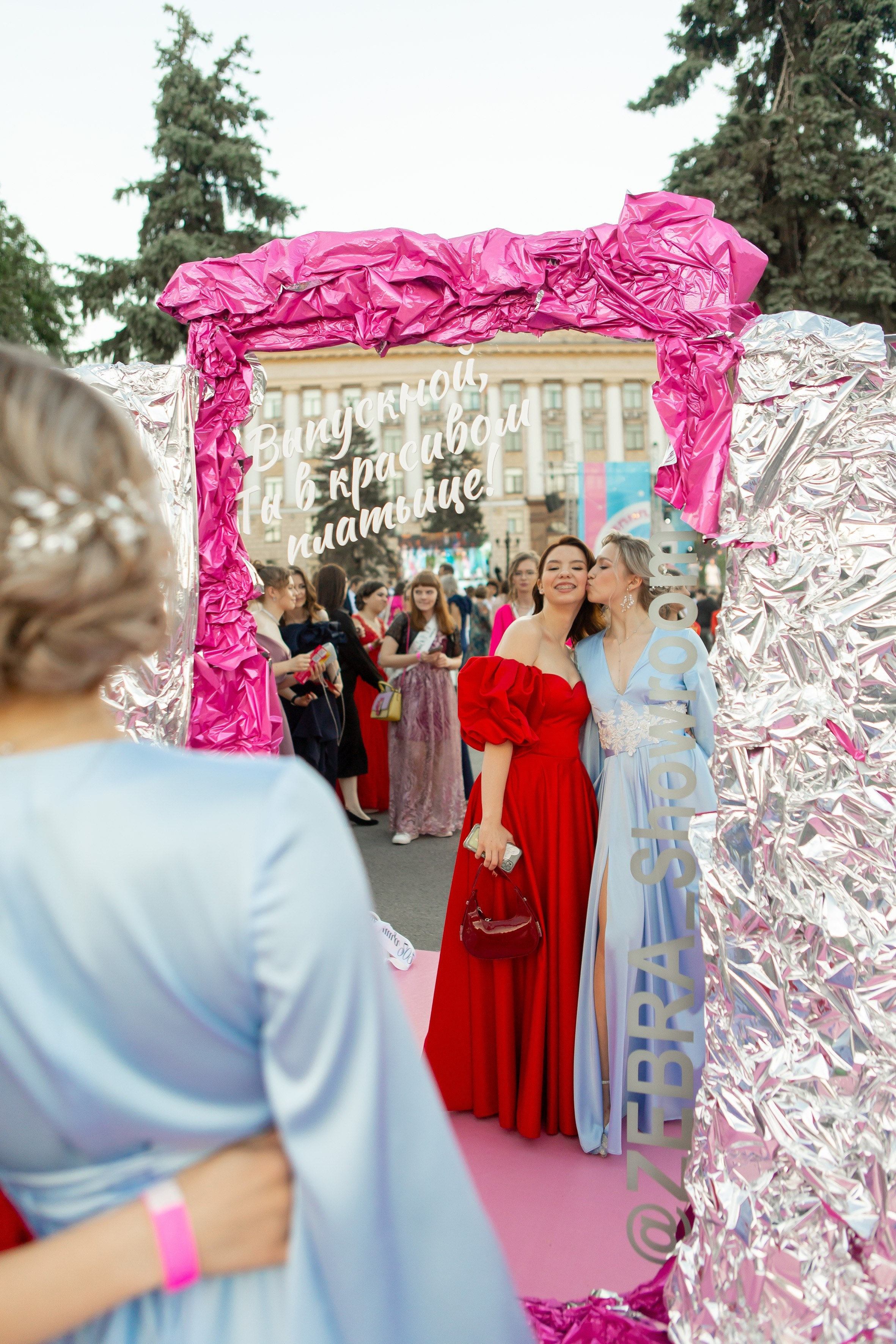 Выпускной Гимназия 12 2024 г. Свадебный и портретный Фотограф в Липецке Дмитрий Котюков