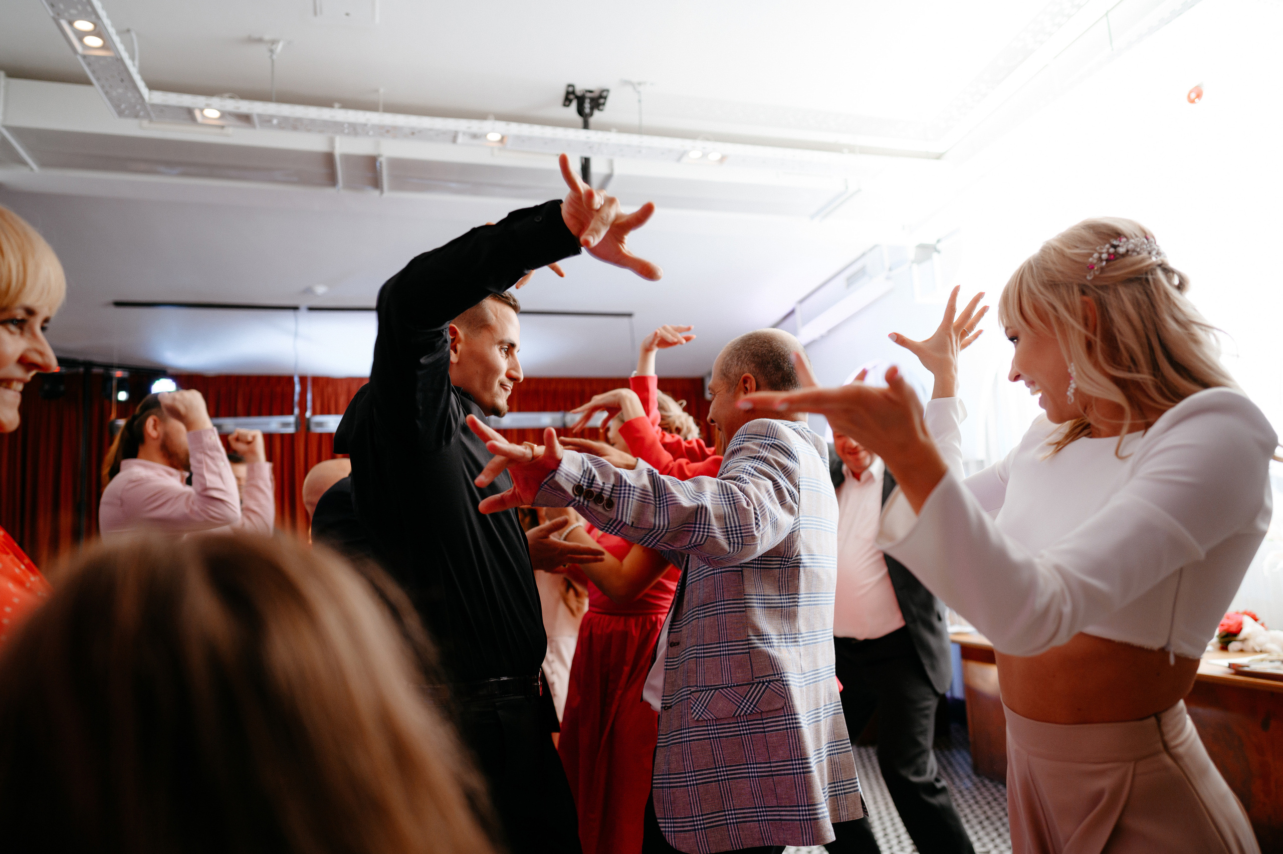 ПОЛИНА И АНТОН. Свадебный и семейный фотограф Никита Корохов