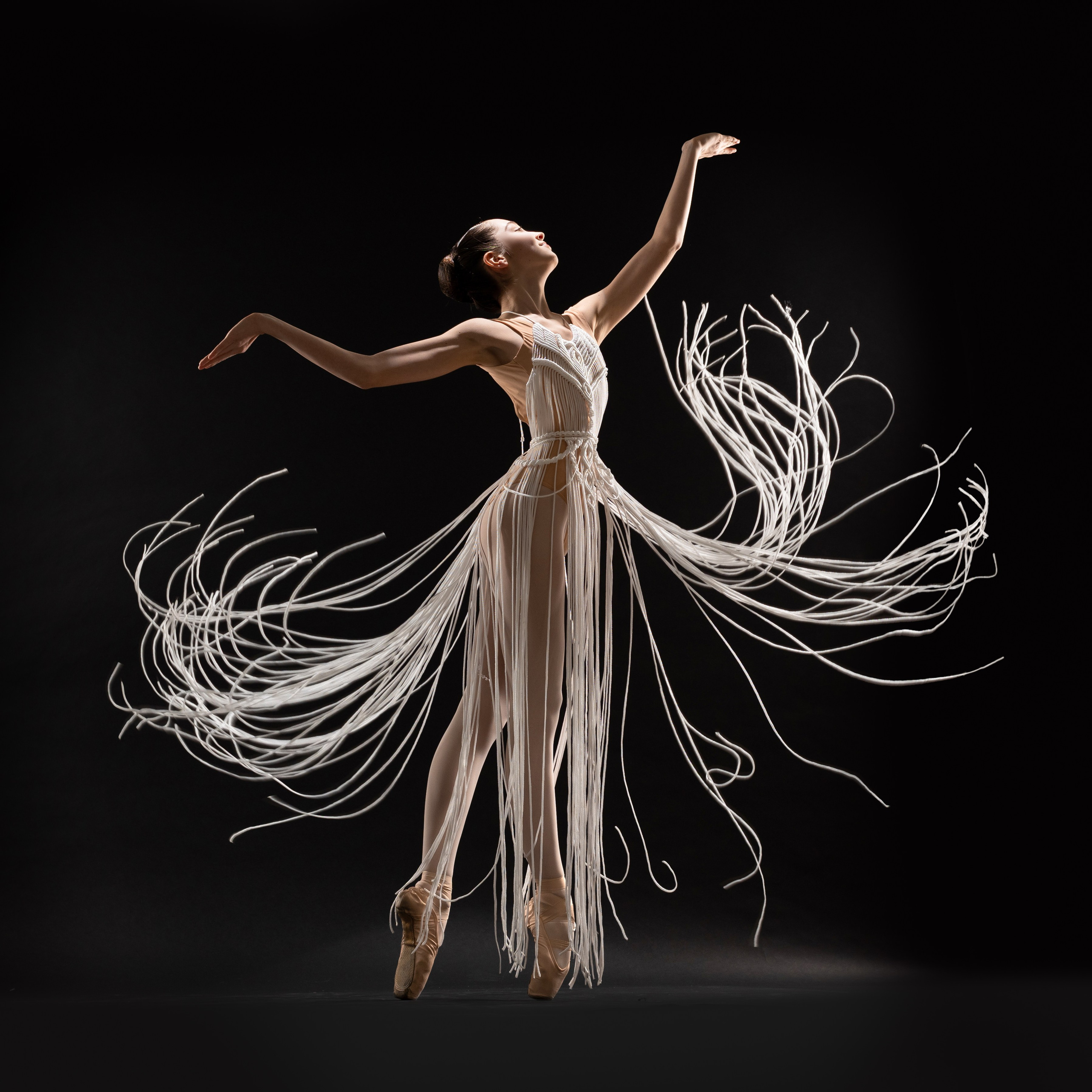 Платье «Нитки» напрокат бесплатно. Балетный фотограф Алина Ханько — Душа Балета