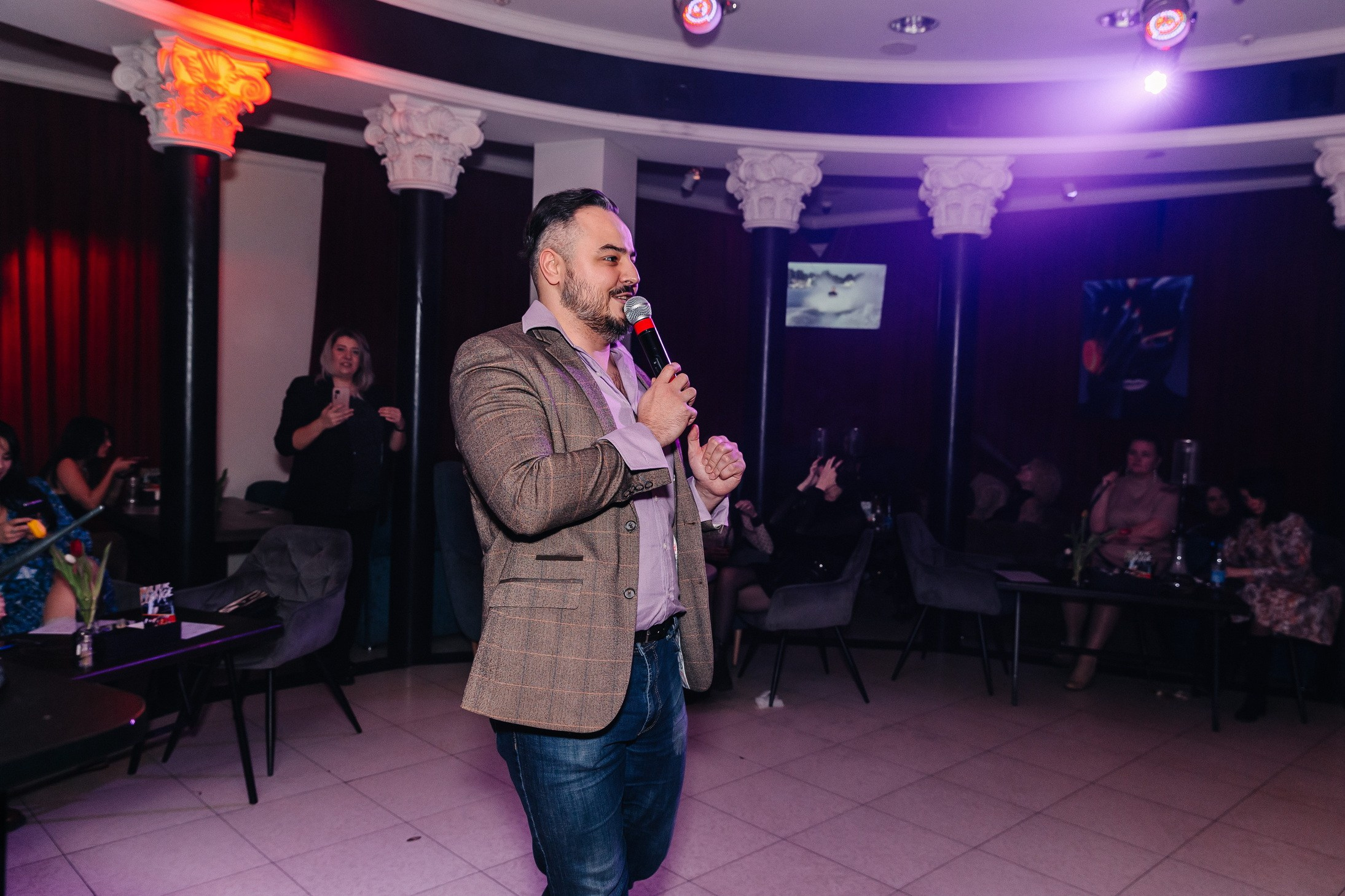 8 марта в лаунж-баре Major 2024. Свадебный, семейный и детский фотограф в Калининграде Елена Кравцова