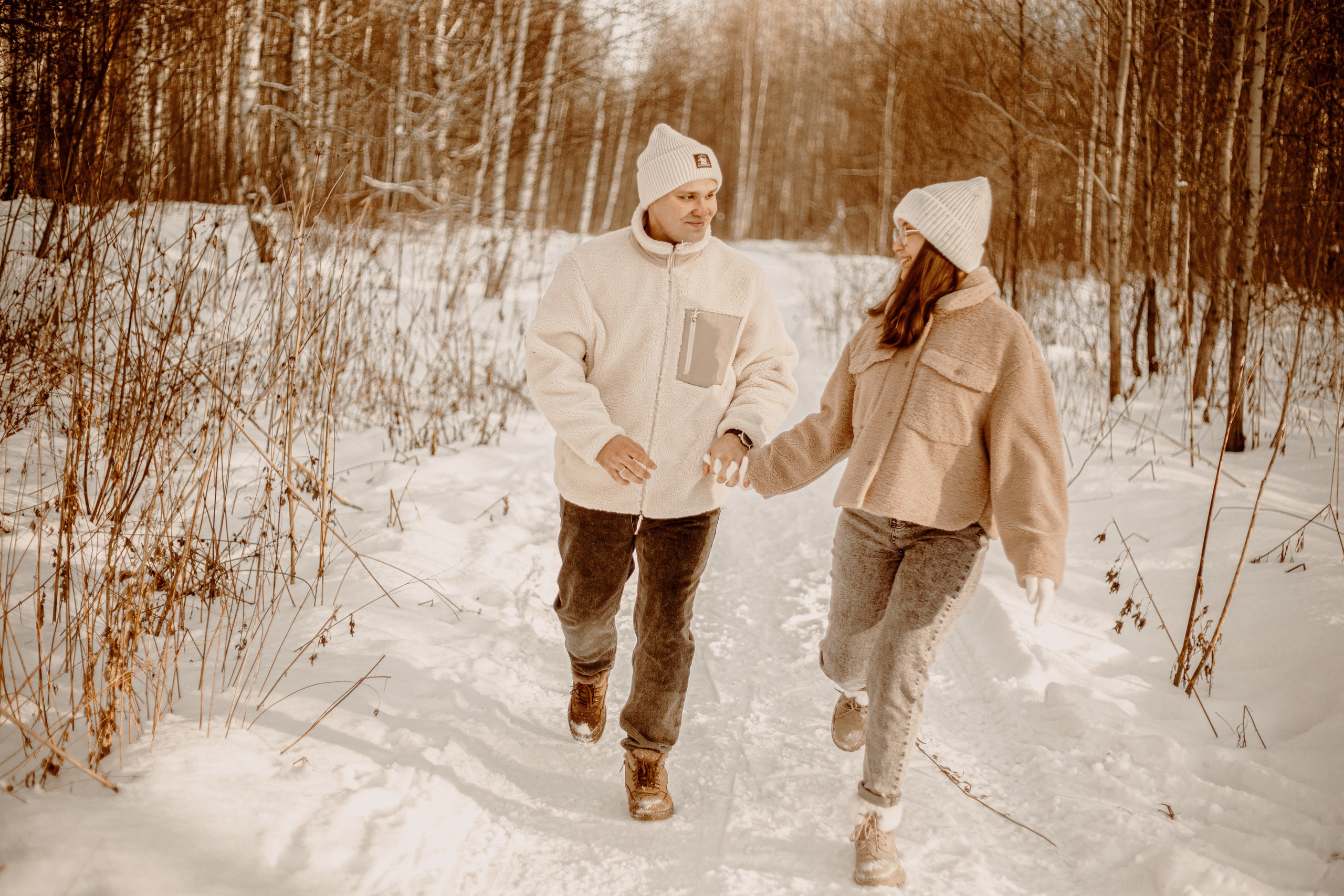 Тепло в зимнем лесу. Арт-фотограф Крис Л. в Тобольске: портрет, семейные, свадьбы