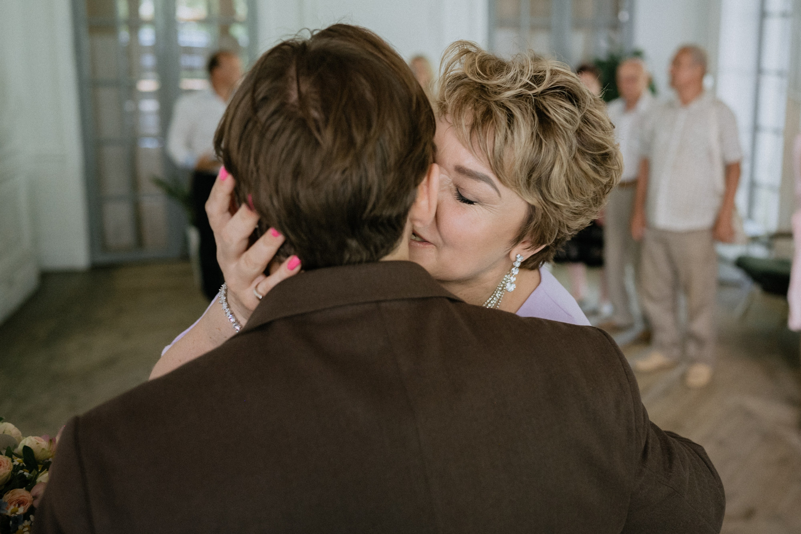 Регистрация брака и фотосессия в Особняке Royal. Свадебный фотограф Москва — Сергей и Татьяна