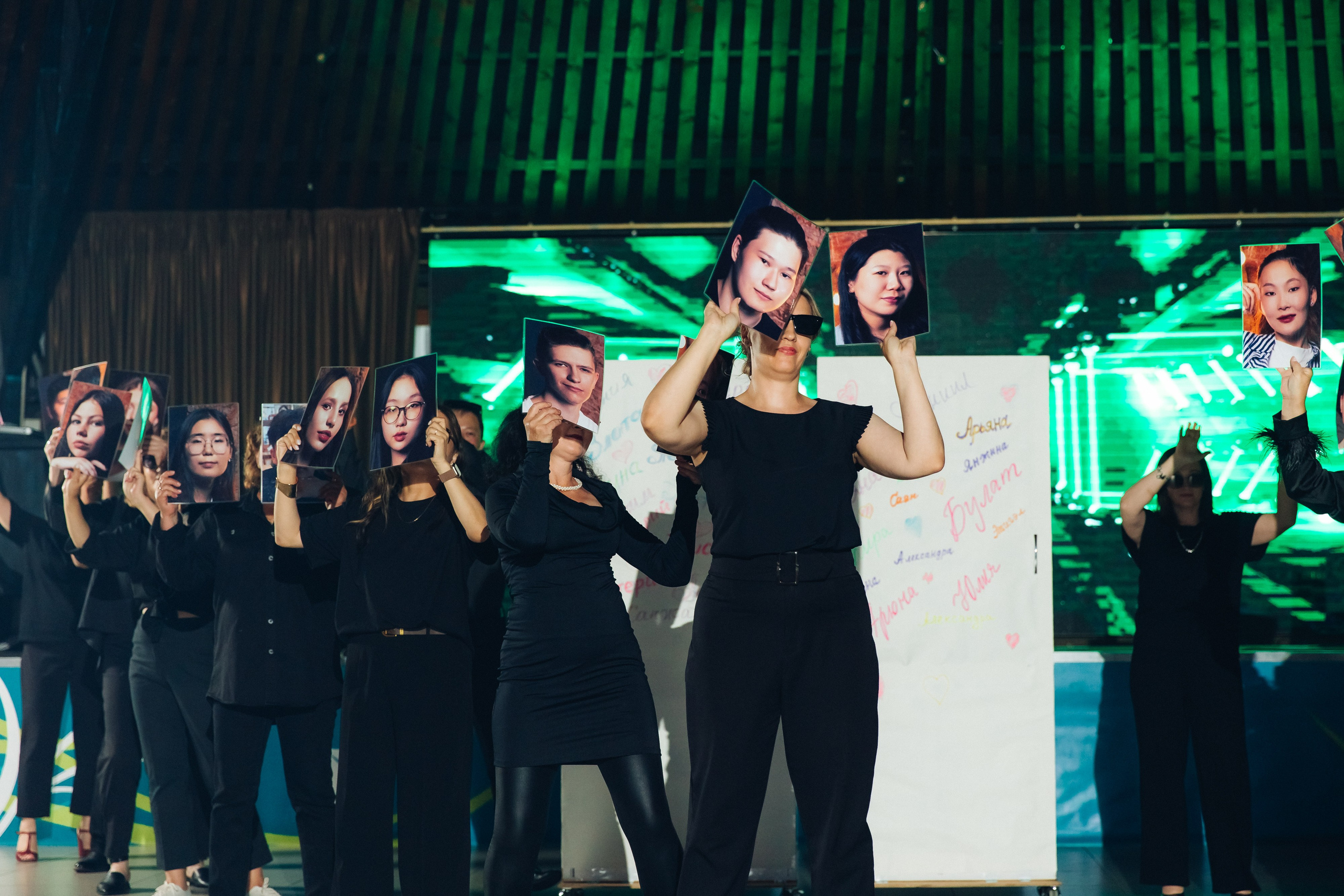 Выпускной вечер. 49 школа. Баран на корове. Свадебный и семейный фотограф в Улан-Удэ