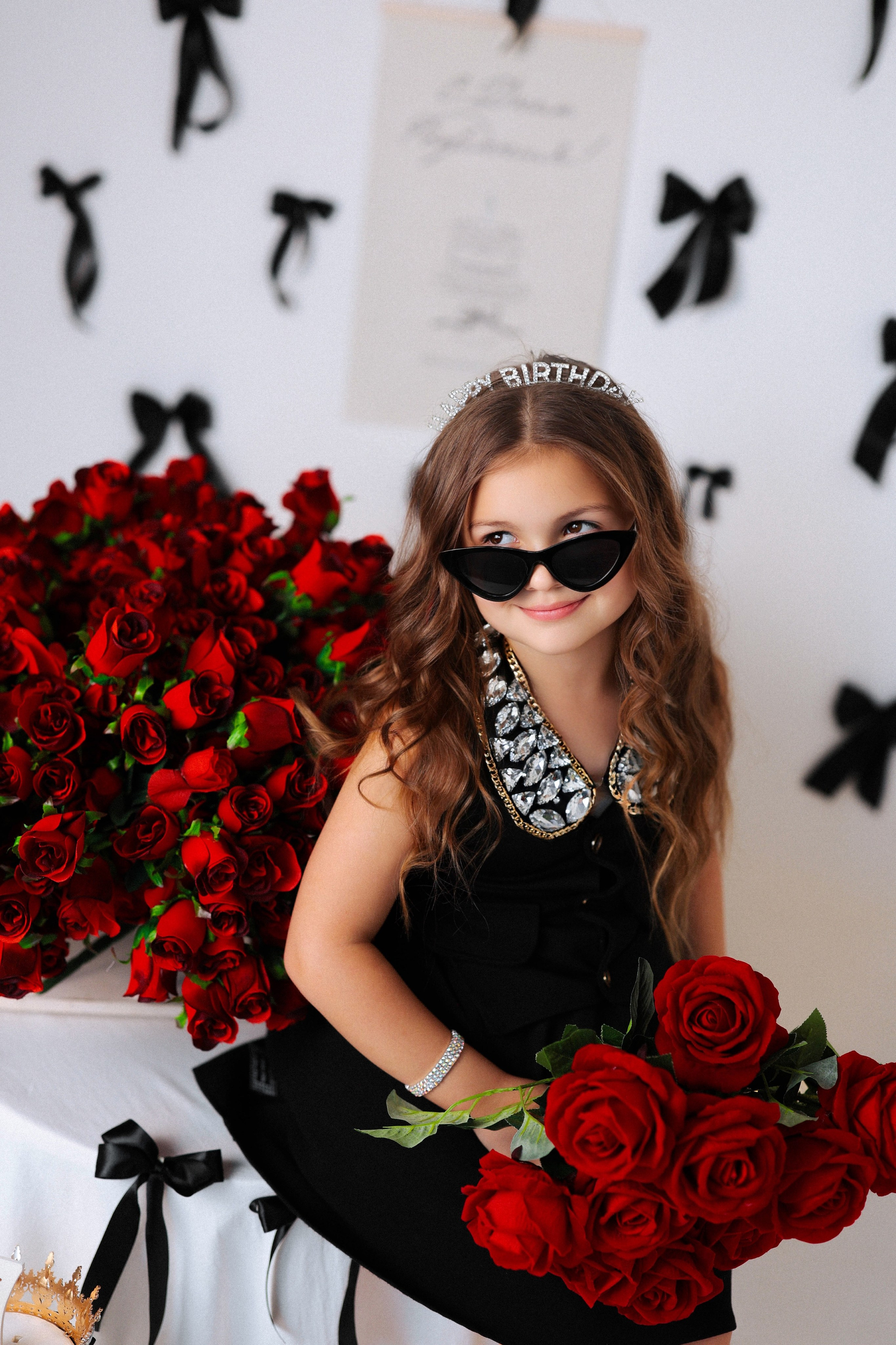 Малышки Антураж