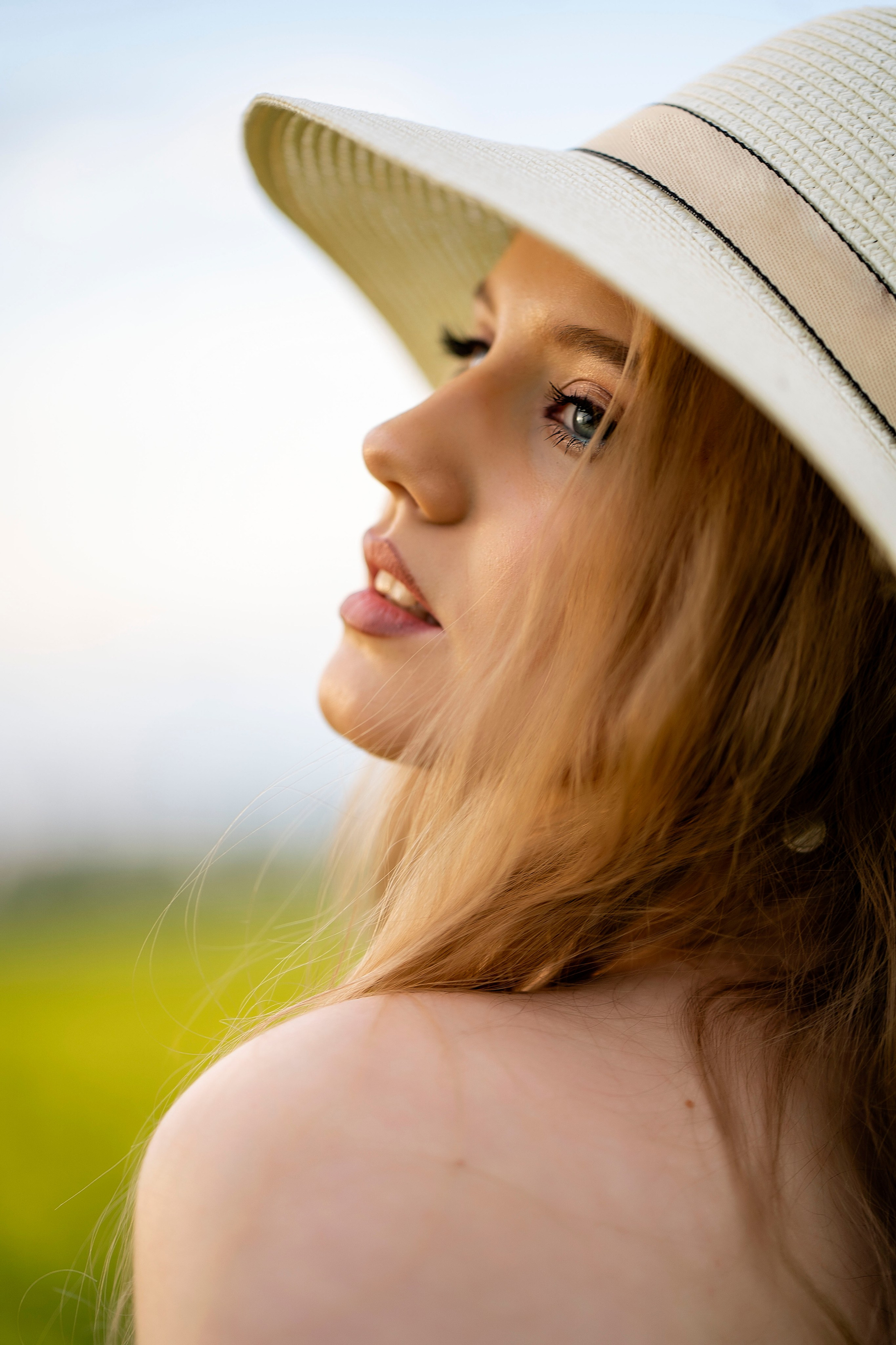 Яна. Главная