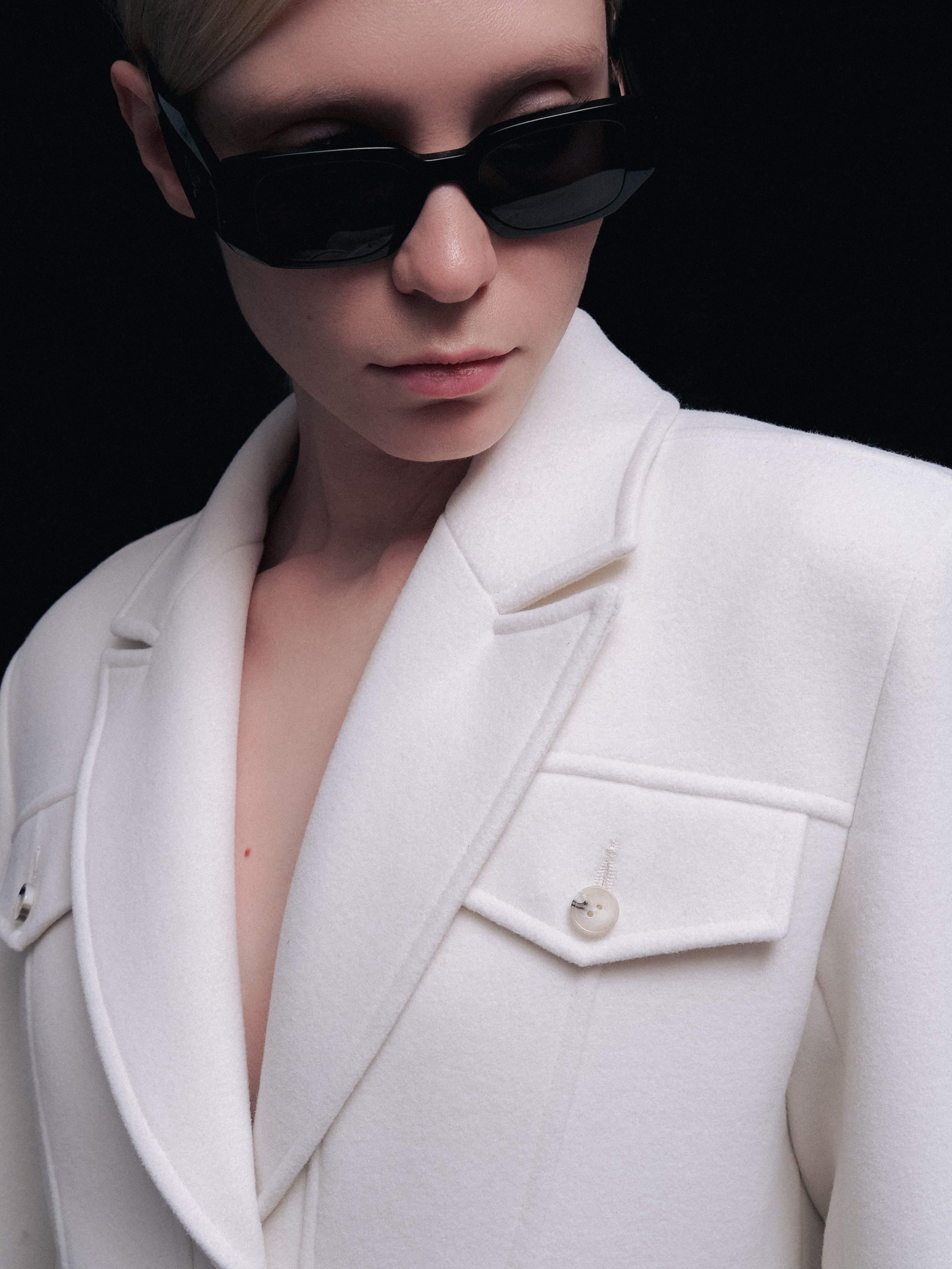 RIZZLE. CHRISTINA GRIG // photographer, content creator