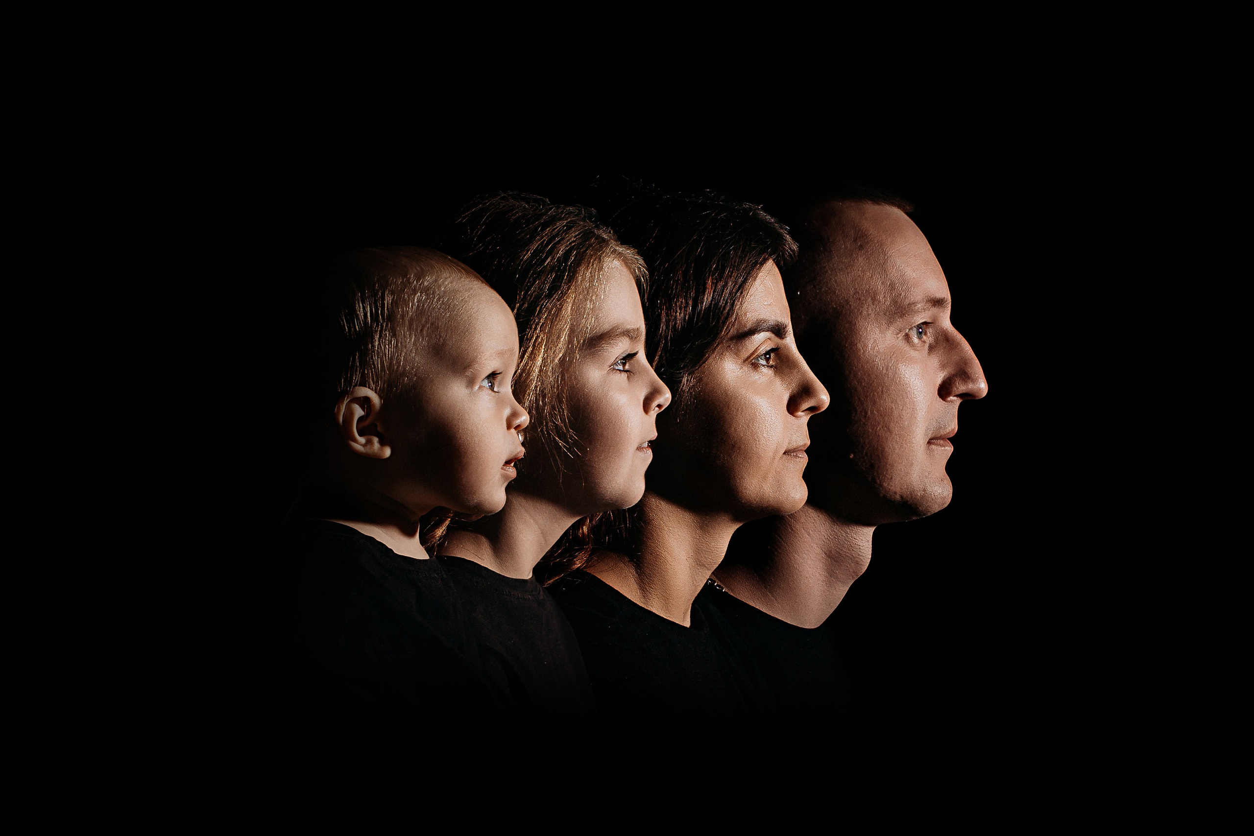 Профили. Семейный фотограф Тюмень, фотограф на роды Салмина Мария