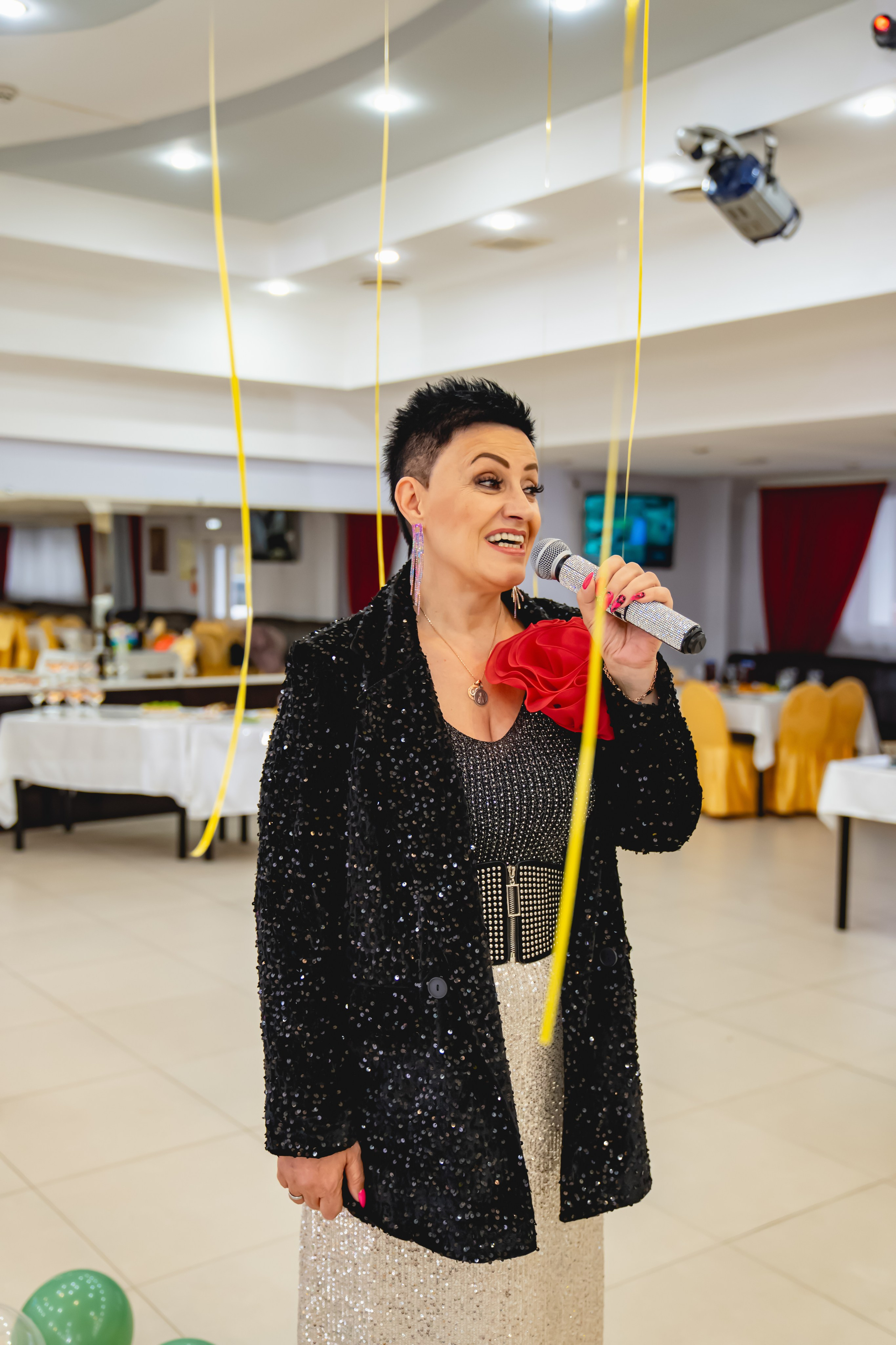 Осенняя Свадьба 2024. Занимаюсь профессиональной фотографией и живу рядом с Байкалом. Работаю в разных жанрах