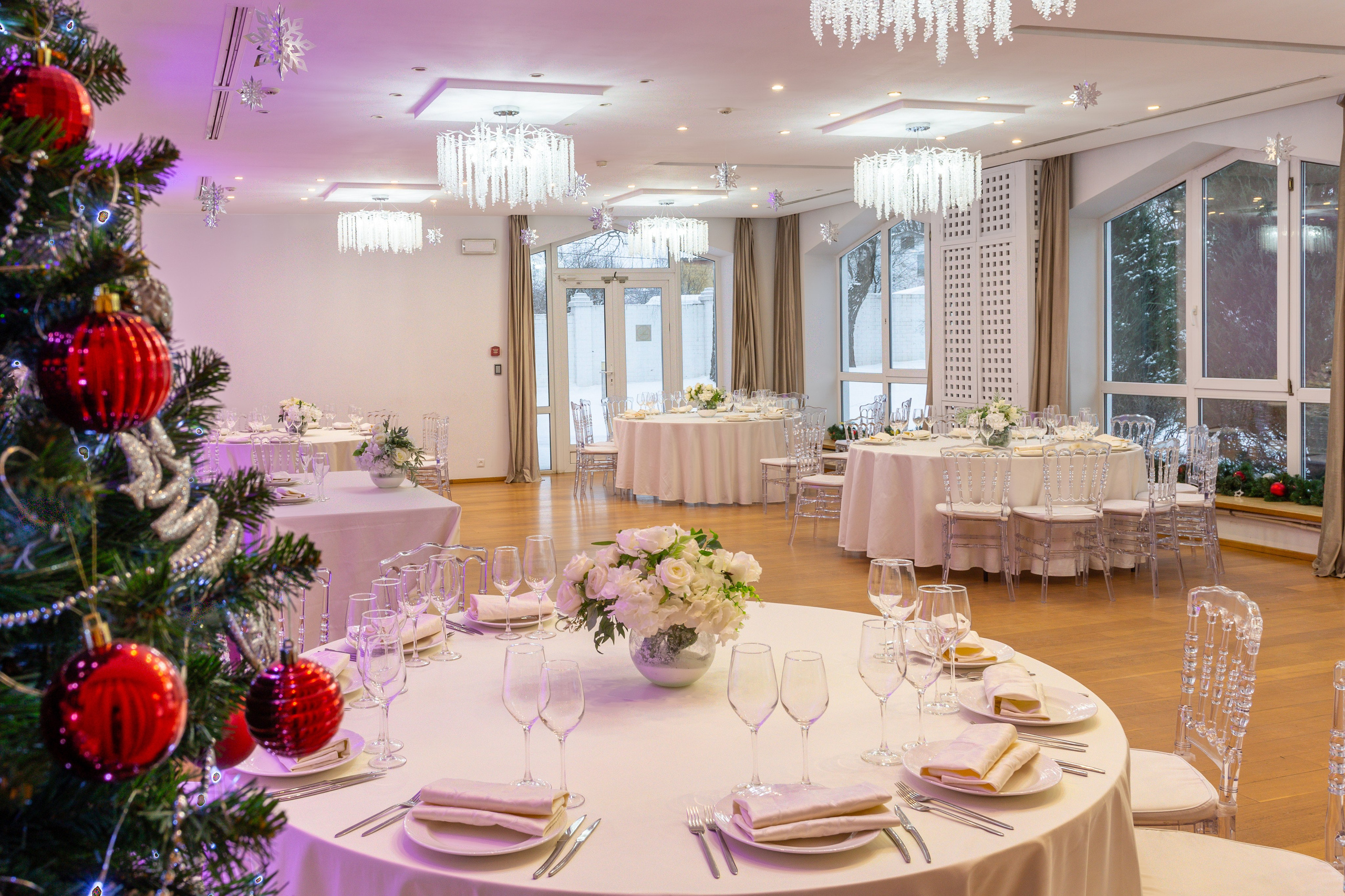 Площадка № 2-14. Свадебный организатор Москва