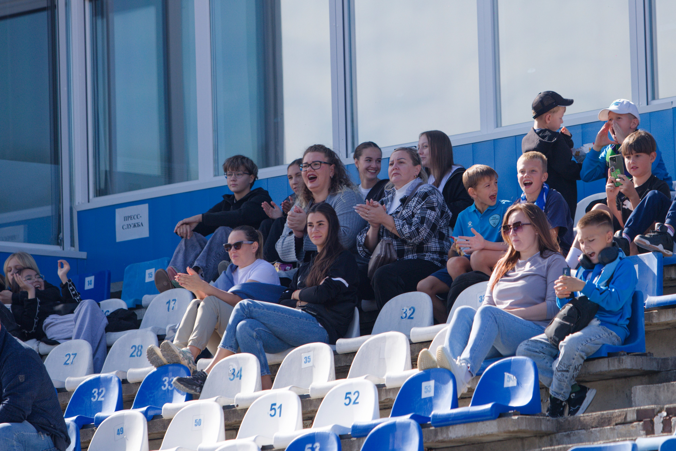 Матч ЮФЛ Сахалин-Хабаровск (U-16). Кутузов Евгений Фотограф в Южно-Сахалинске