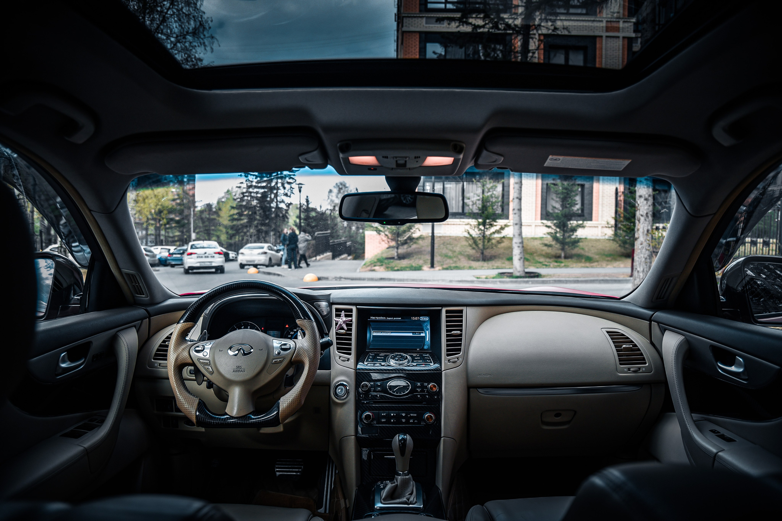 Профессиональная фотосессия Infiniti FX37 в&nbsp;Новосибирске. Автомобильный фотограф Чанчин Владимир: детальные снимки кузова, интерьера и&nbsp;динамики