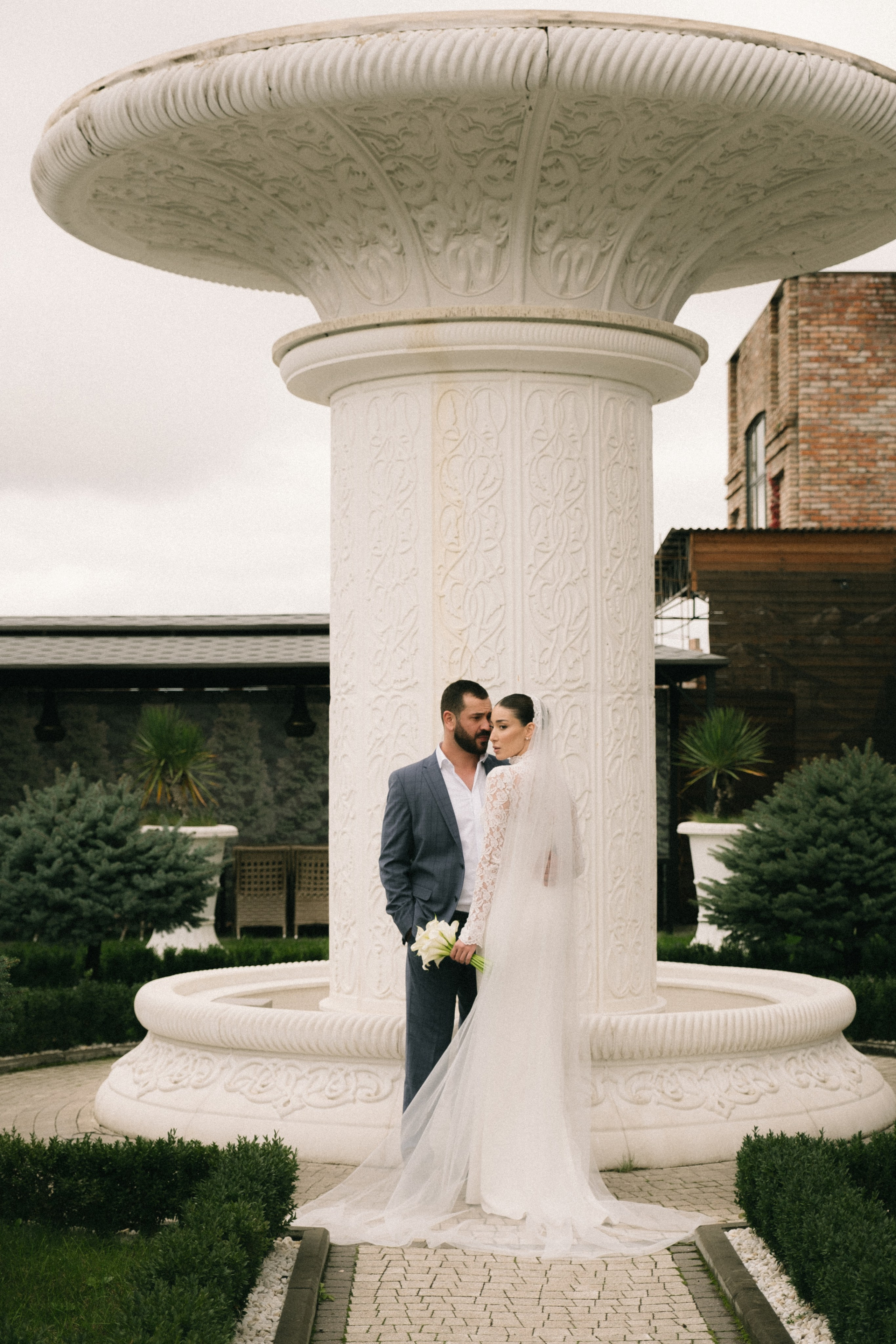 Артур и Ромина. Фотограф ALINA DZHIDZALOVA