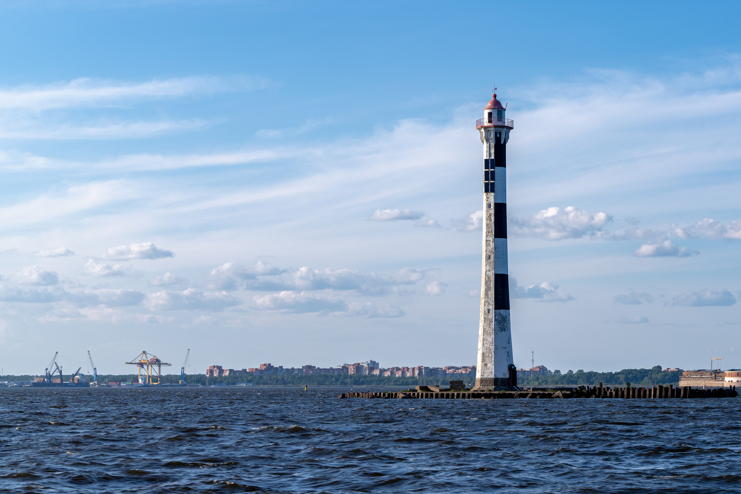 Маяк в Кронштадте