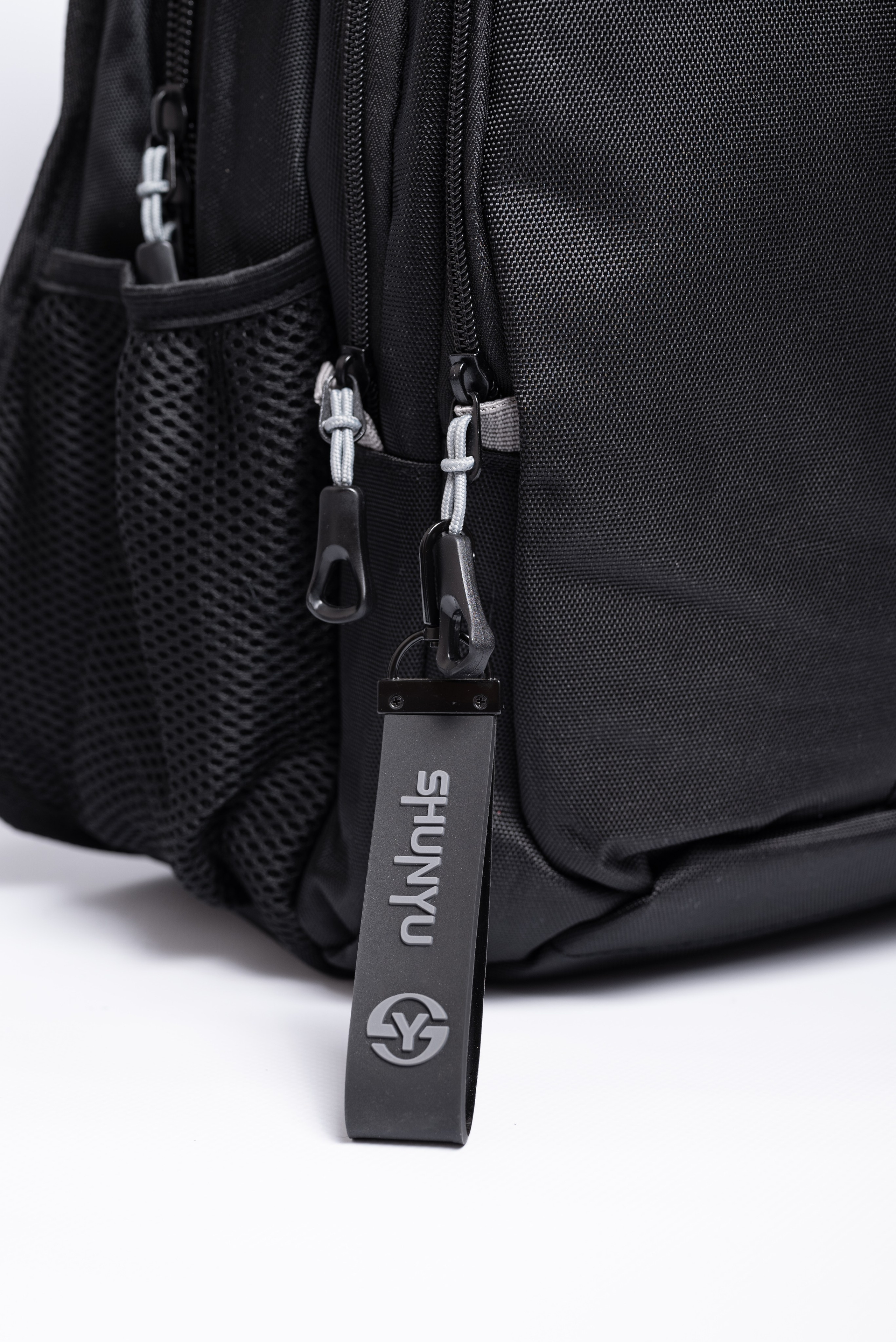 Рюкзаки. Предметный фотограф, фото для маркетплейсов Пятигорск, КМВ