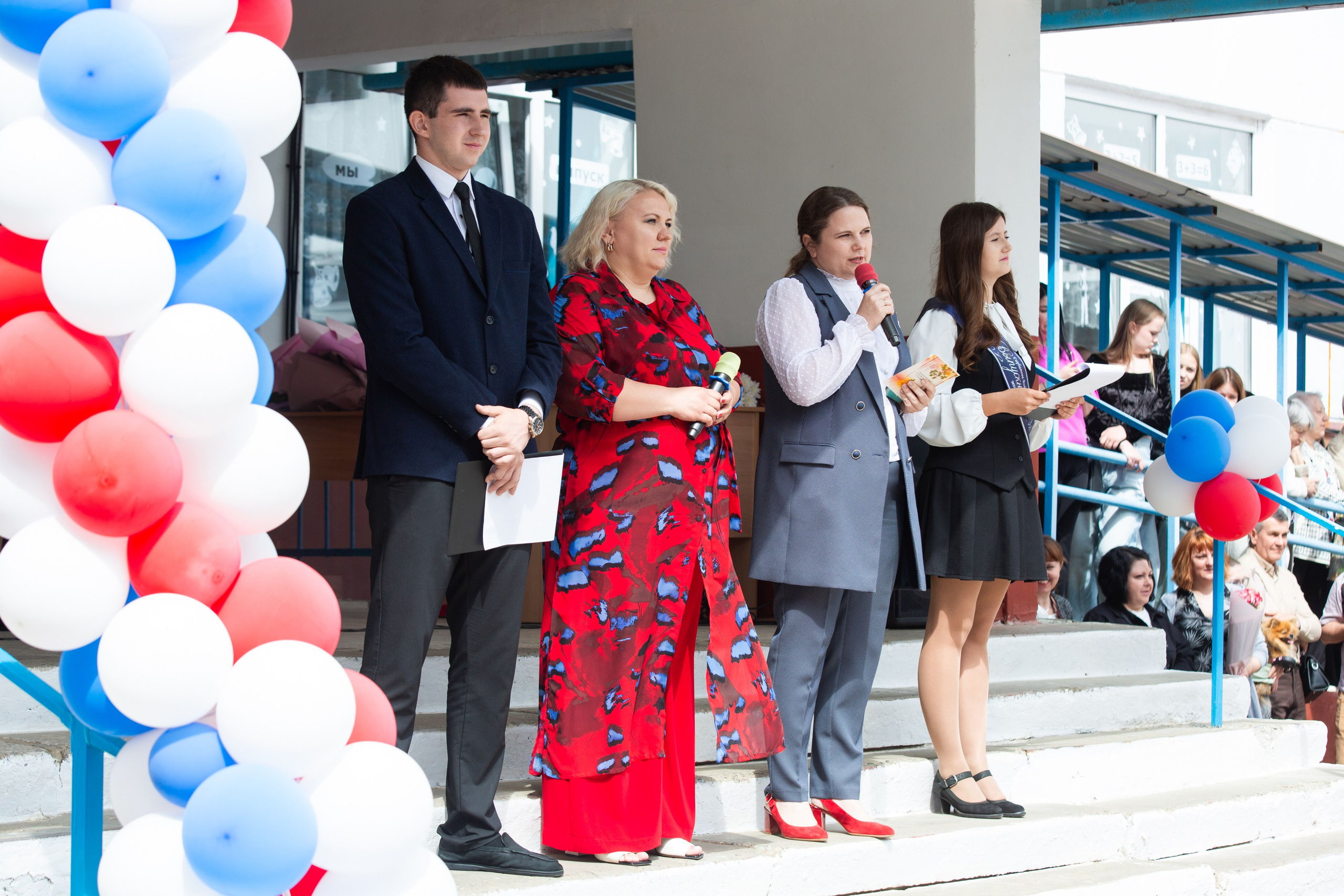 ПОСЛЕДНИЙ ЗВОНОК 2025 9 ШКОЛА. ТВОЙ АЛЬБОМ / ТВОИ ПРАВИЛА