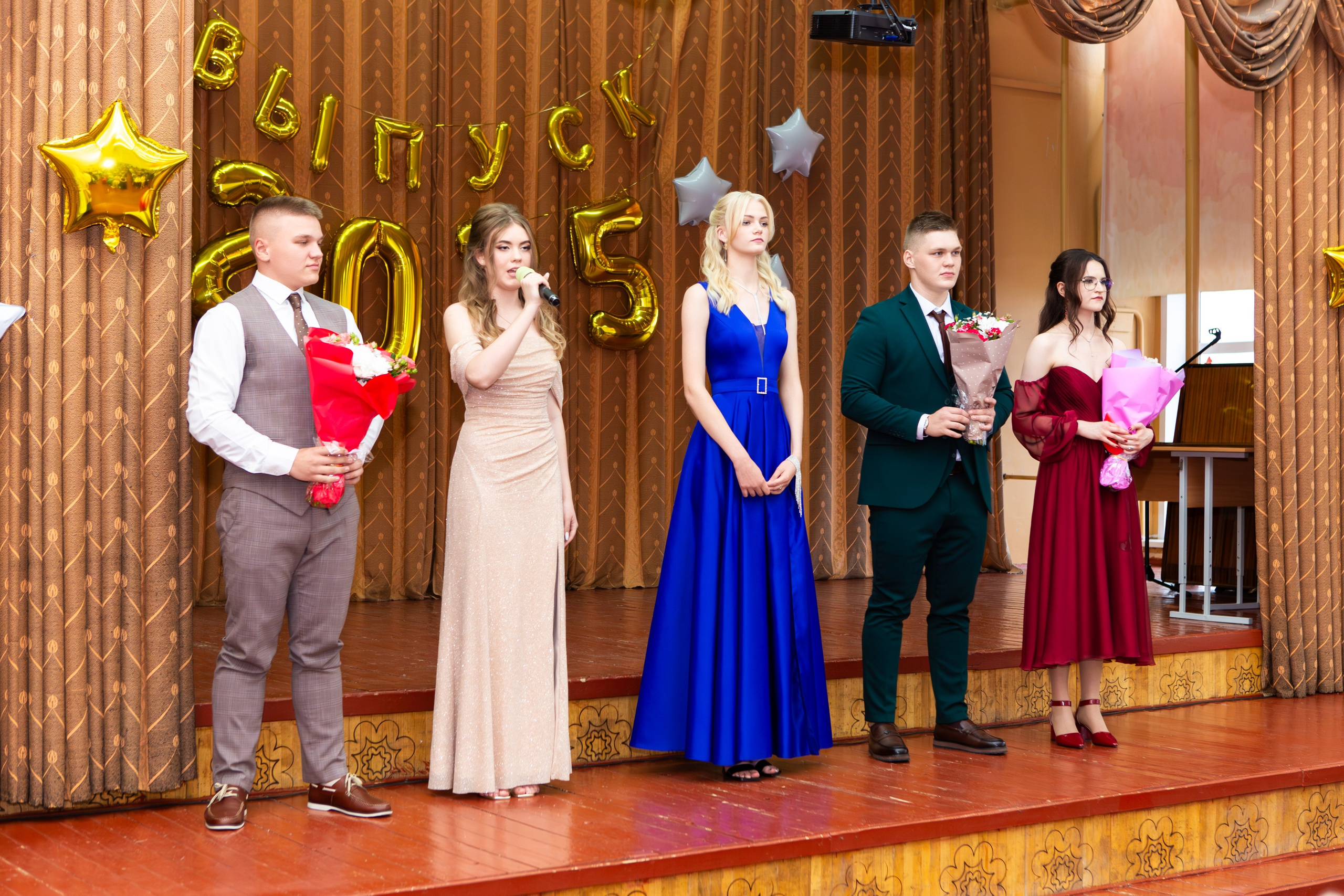 Вручение дипломов 2025 9 ШКОЛА МЦЕНСК. ТВОЙ АЛЬБОМ / ТВОИ ПРАВИЛА