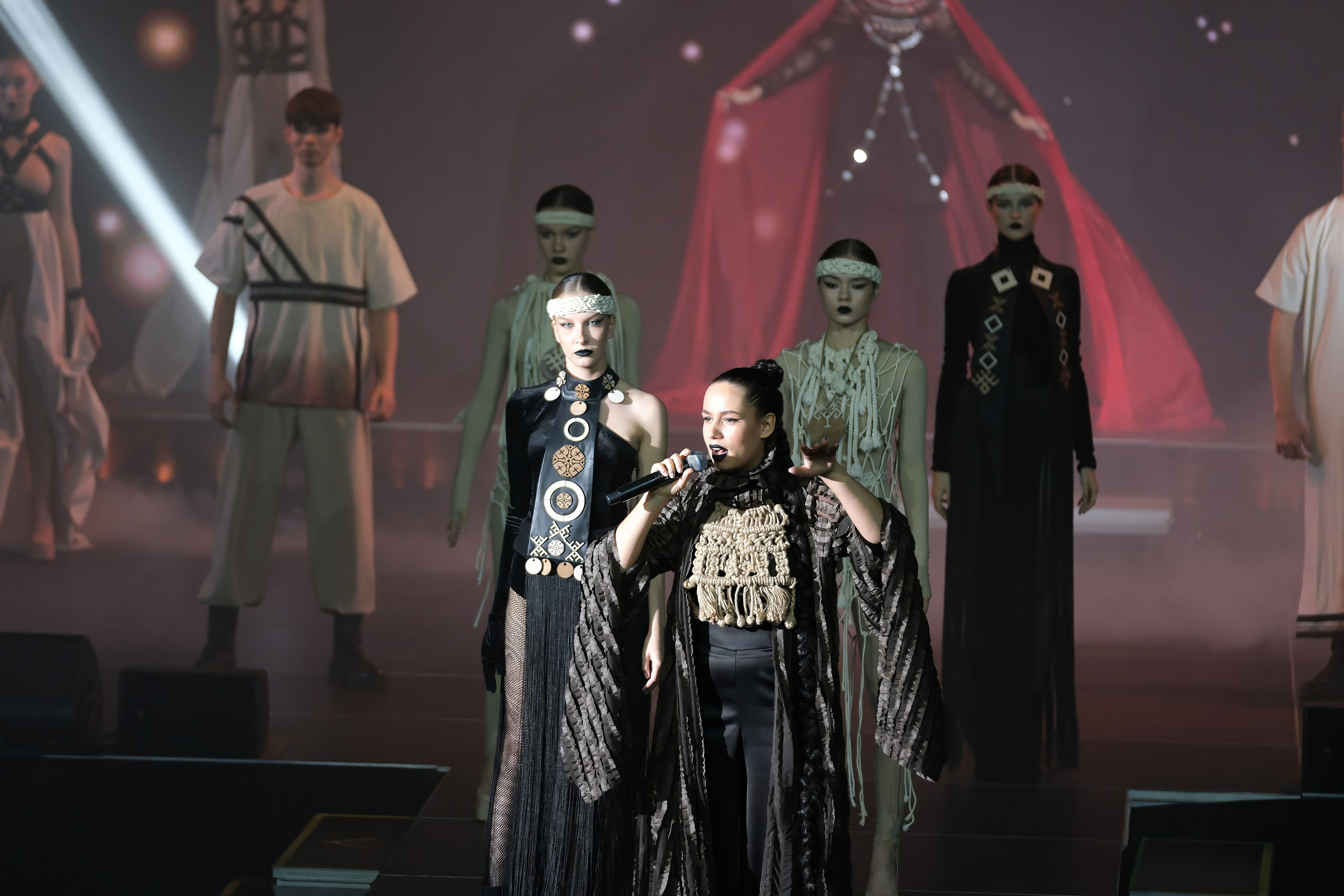 Подиумный спектакль «Стиль Надежды». Добро пожаловать в студию «Цифровой скульптор»  где искусство встречается с технологиями!