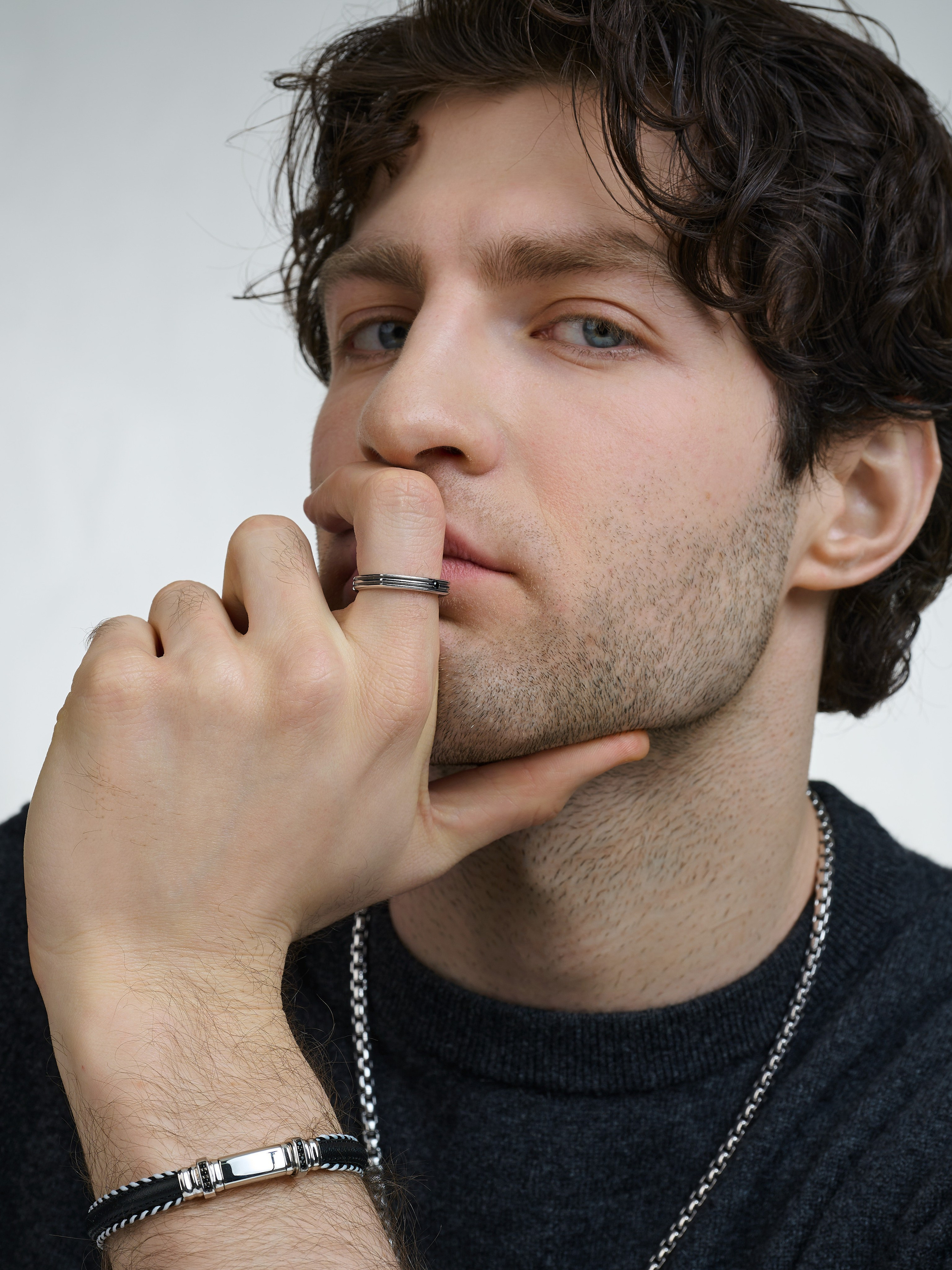 Каталог для бренда AllTime. Фотограф для брендов в Москве Ксения Чупрунова