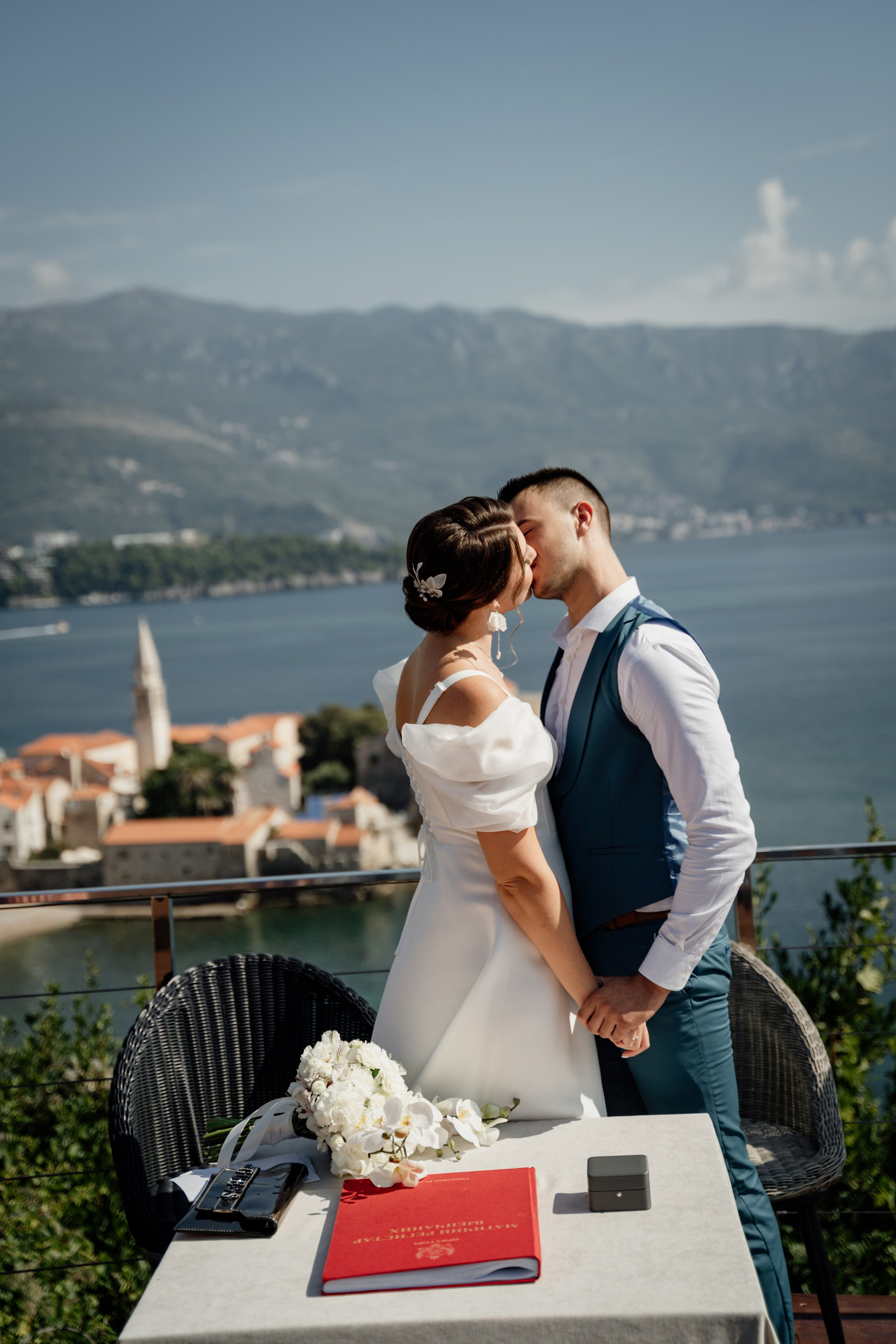 Your Montenegro Destination Wedding Photographer. Photographer in Montenegro | Фотограф в Черногории