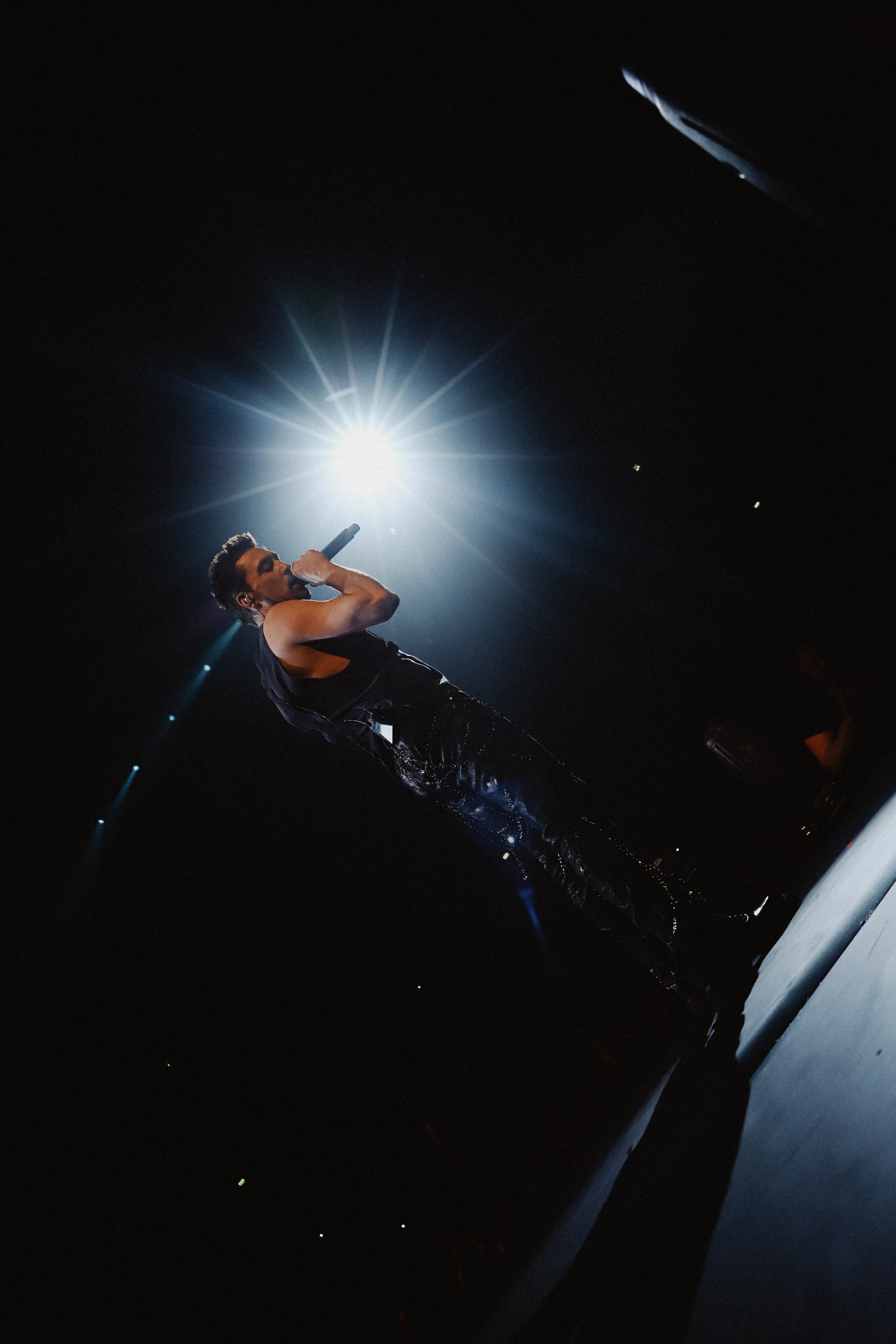 Концертная съёмка: эмоции и энергия в кадре. Профессиональный фотограф звезд, концертов и спортивных событий