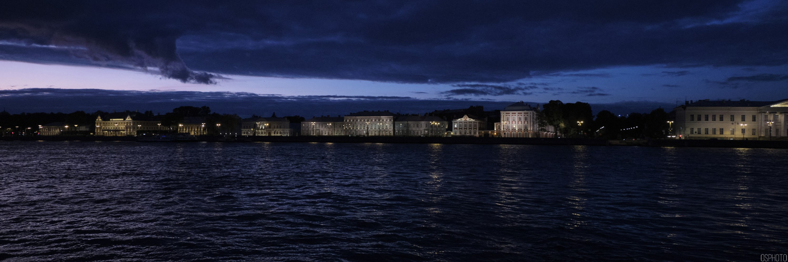 Санкт-Петербург. Фотографъ Сергѣевъ. Поймать мгновеніе