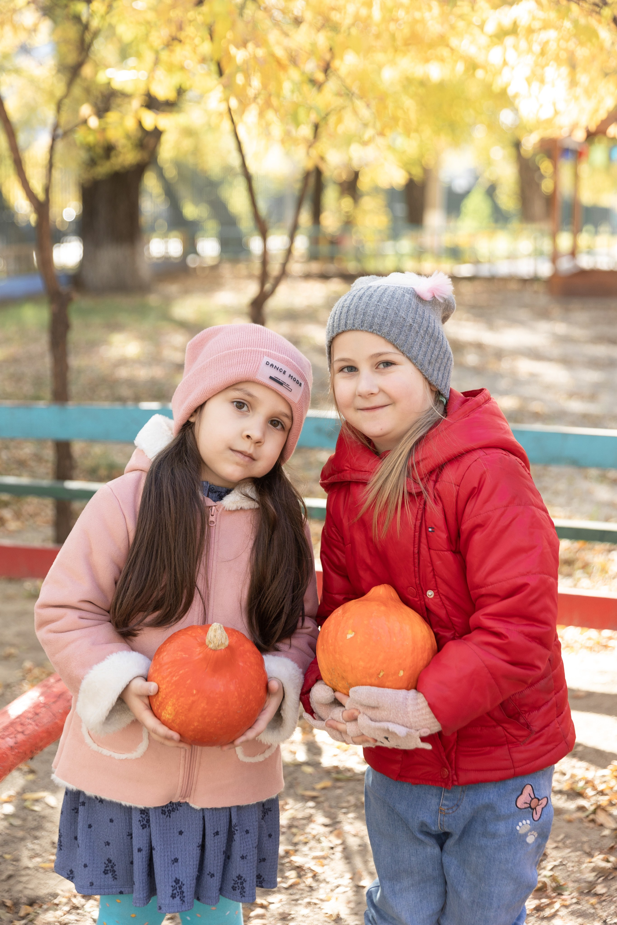 Здесь ^ Осенняя фотосессия. Семейный, детский, школьный фотограф в Благовещенске Яна Белоусова
